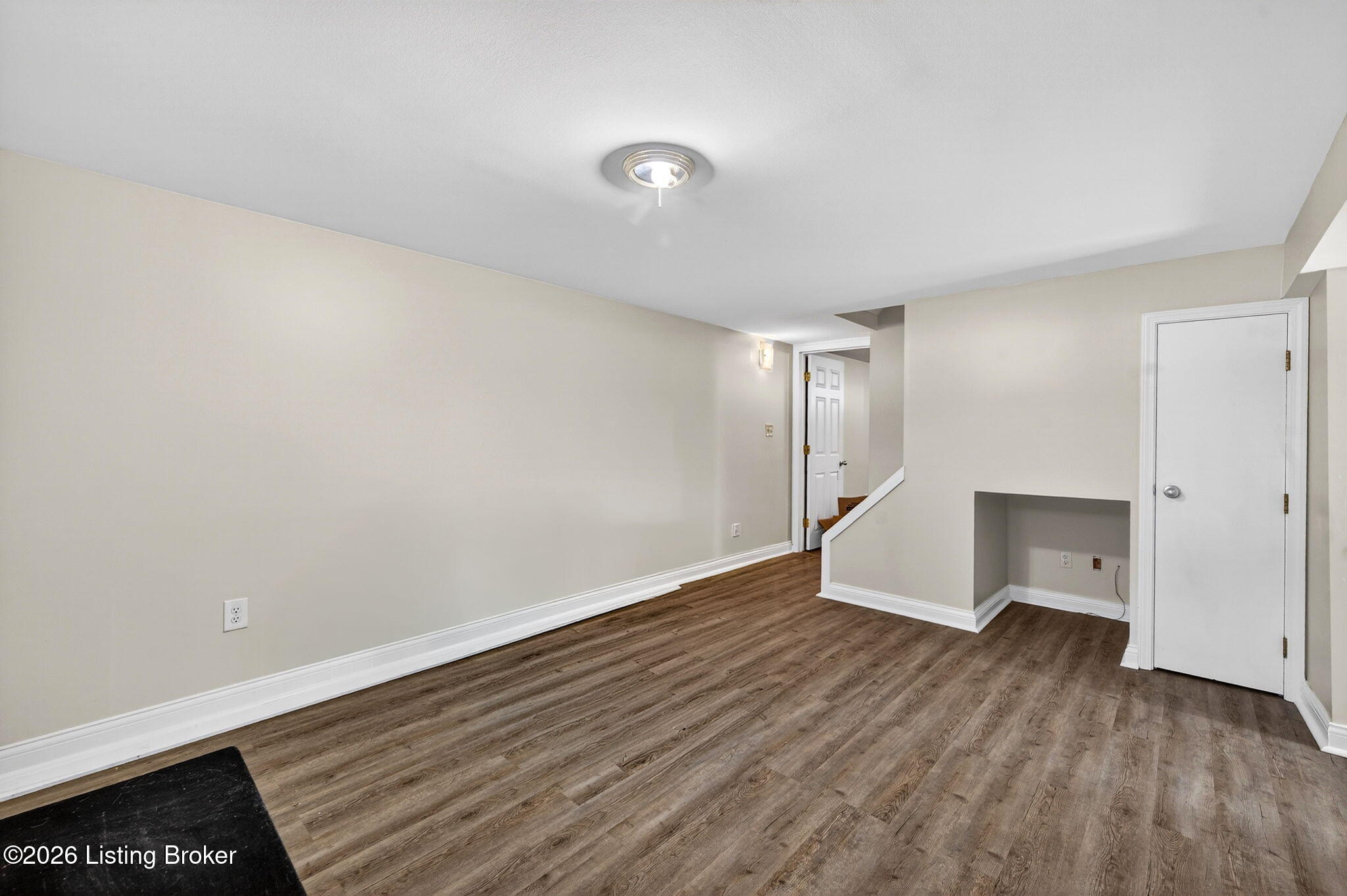 3012 Louisa Ave