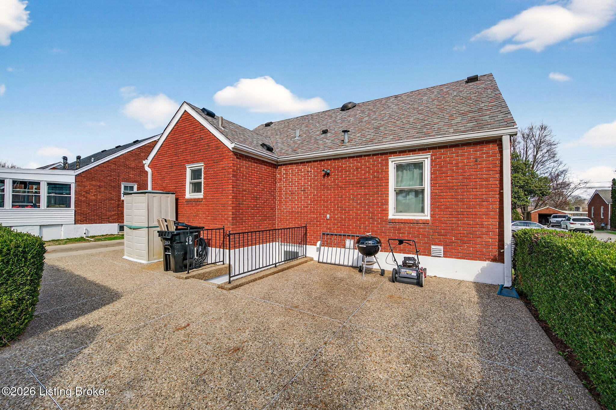 3012 Louisa Ave