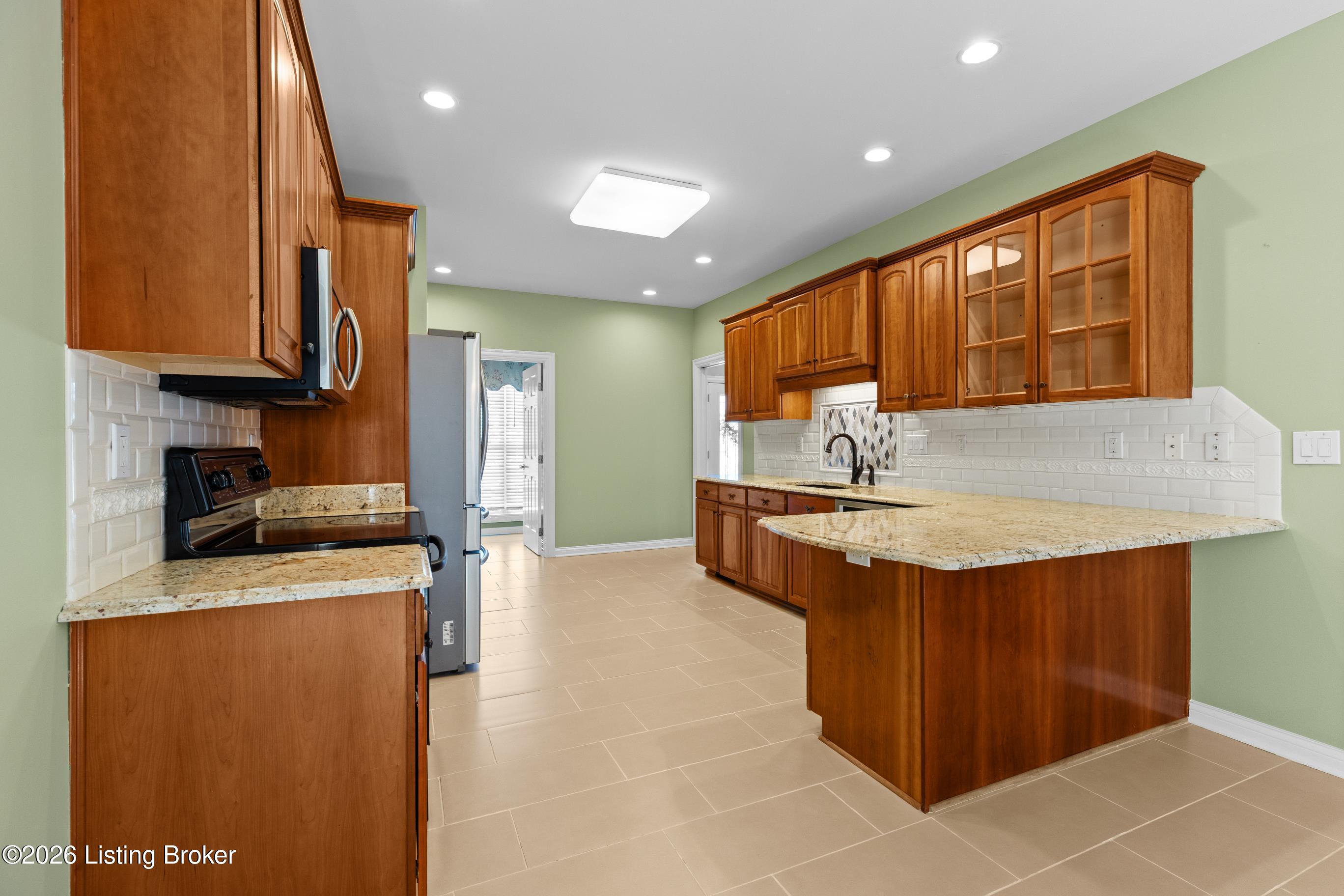 13809 High Trail Ct