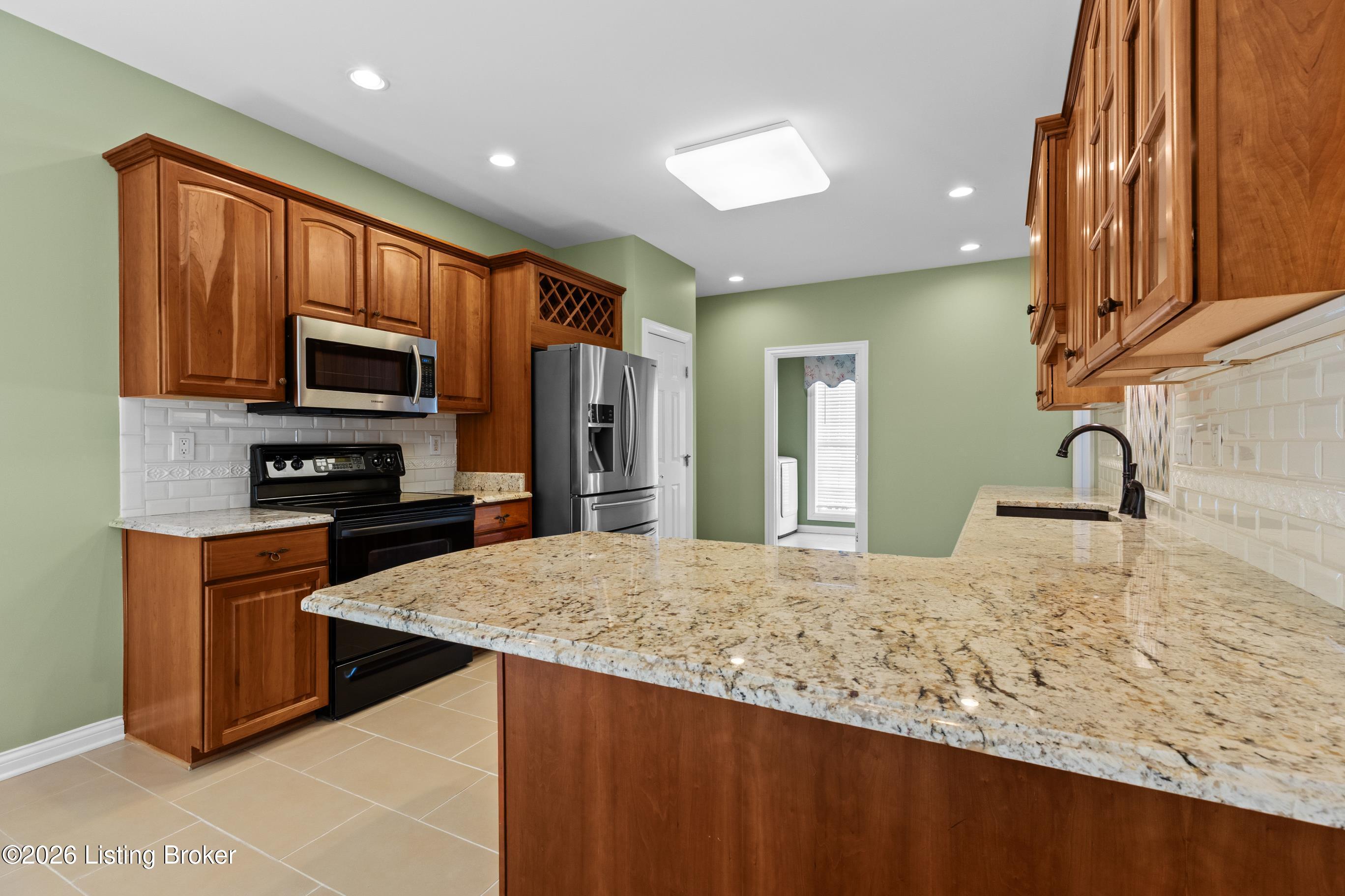 13809 High Trail Ct