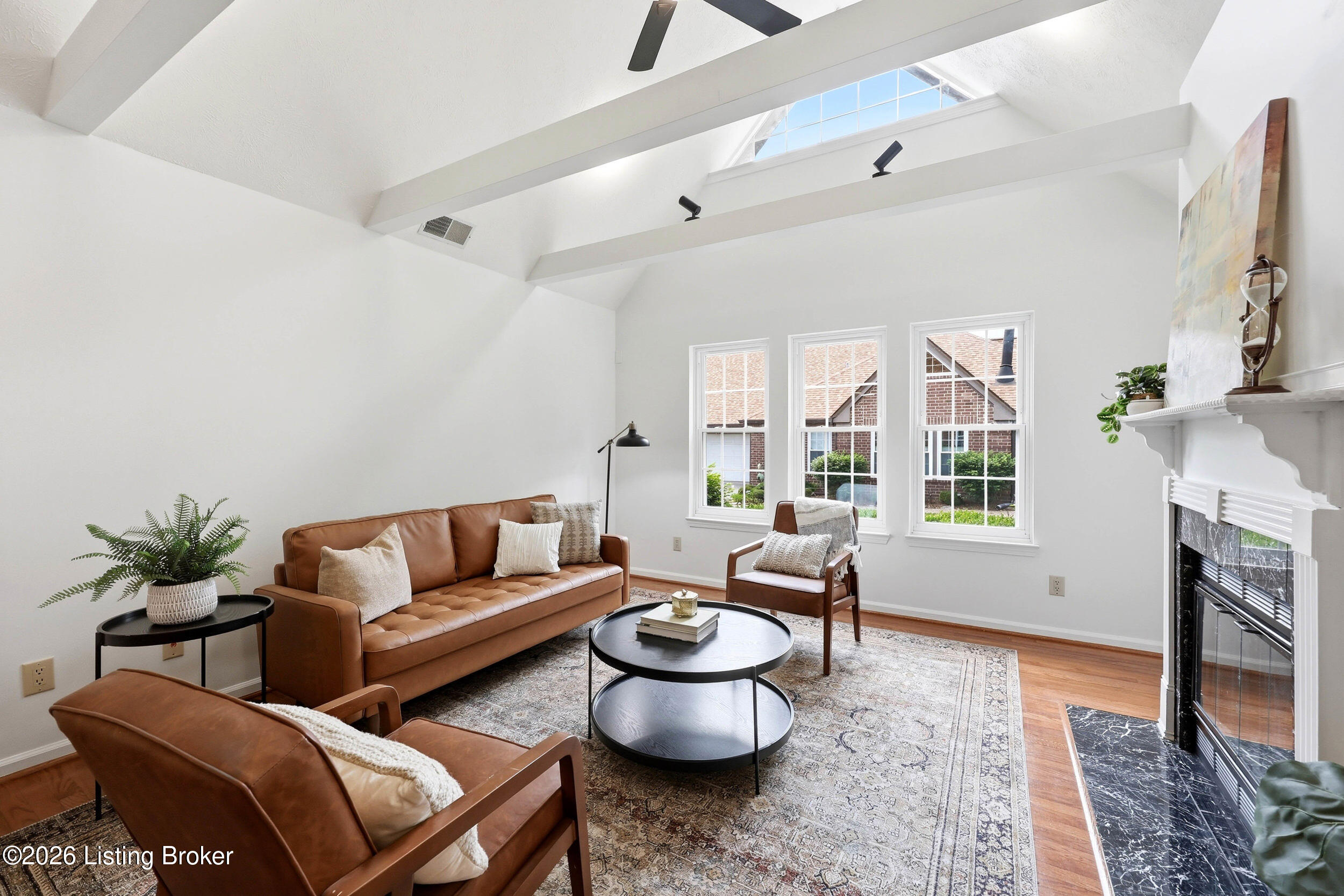 1404 Eastbridge Ct