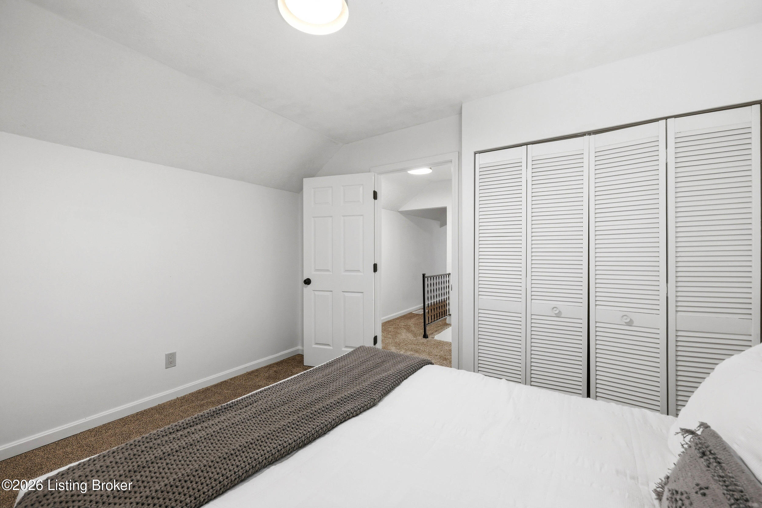 1404 Eastbridge Ct