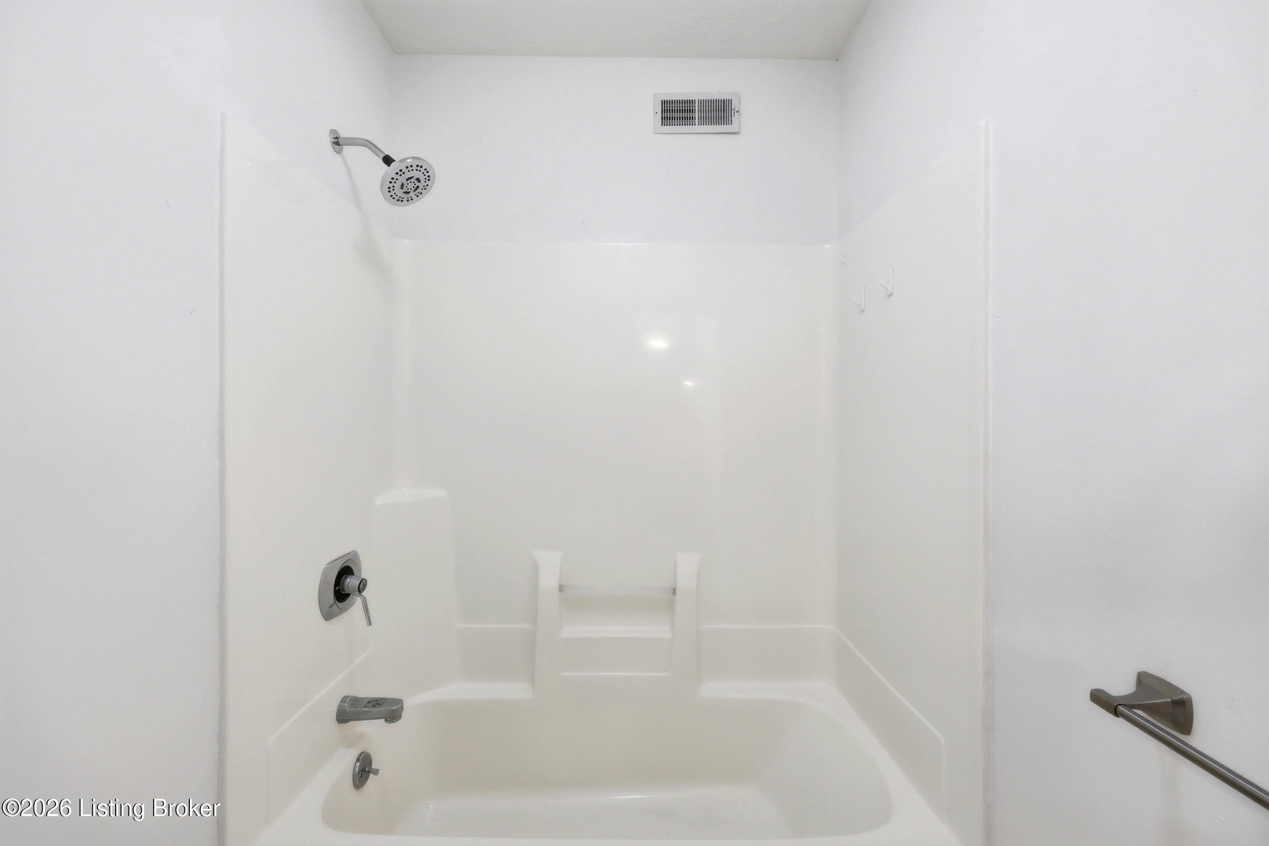 1404 Eastbridge Ct