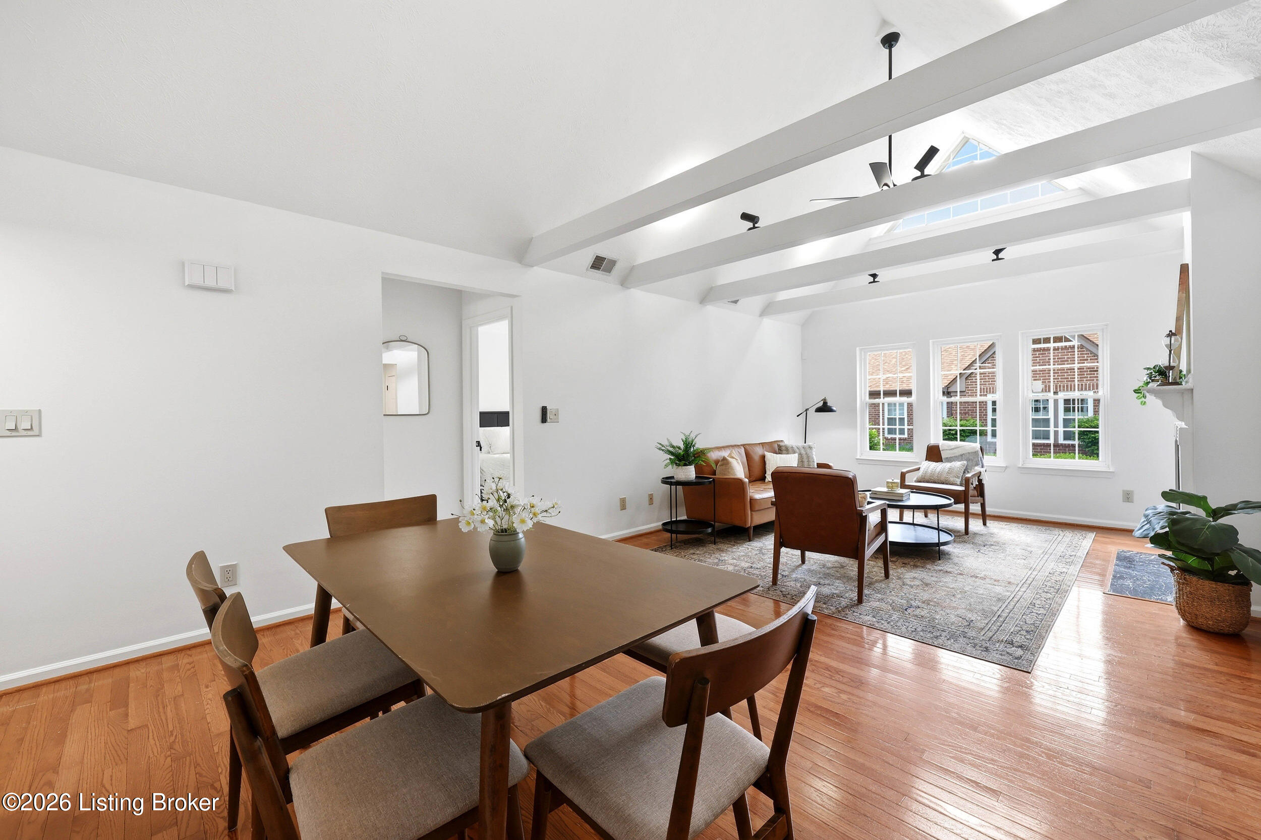1404 Eastbridge Ct