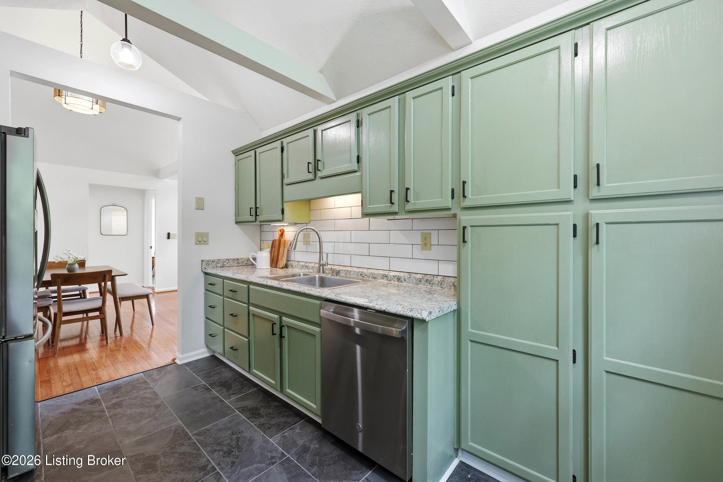 1404 Eastbridge Ct