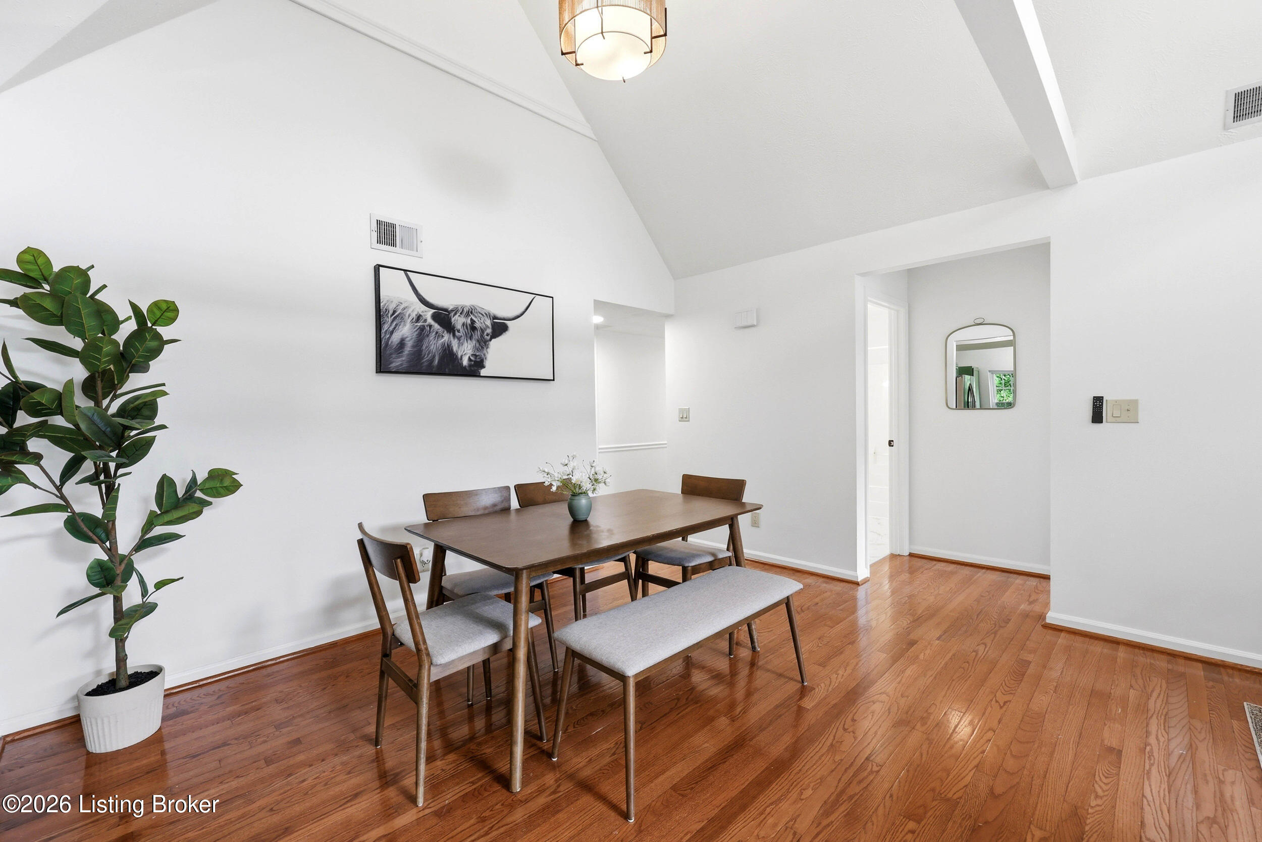 1404 Eastbridge Ct