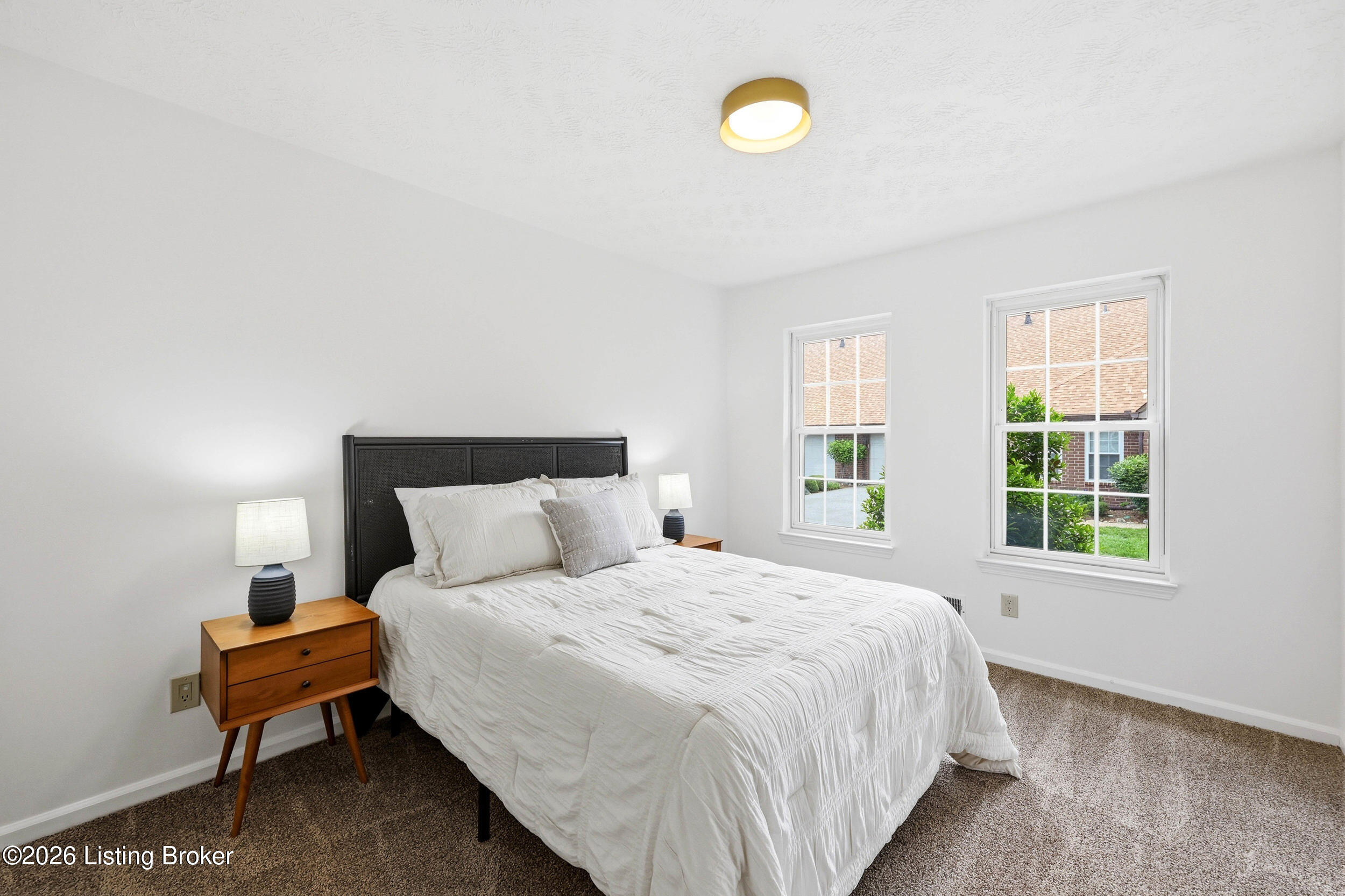 1404 Eastbridge Ct