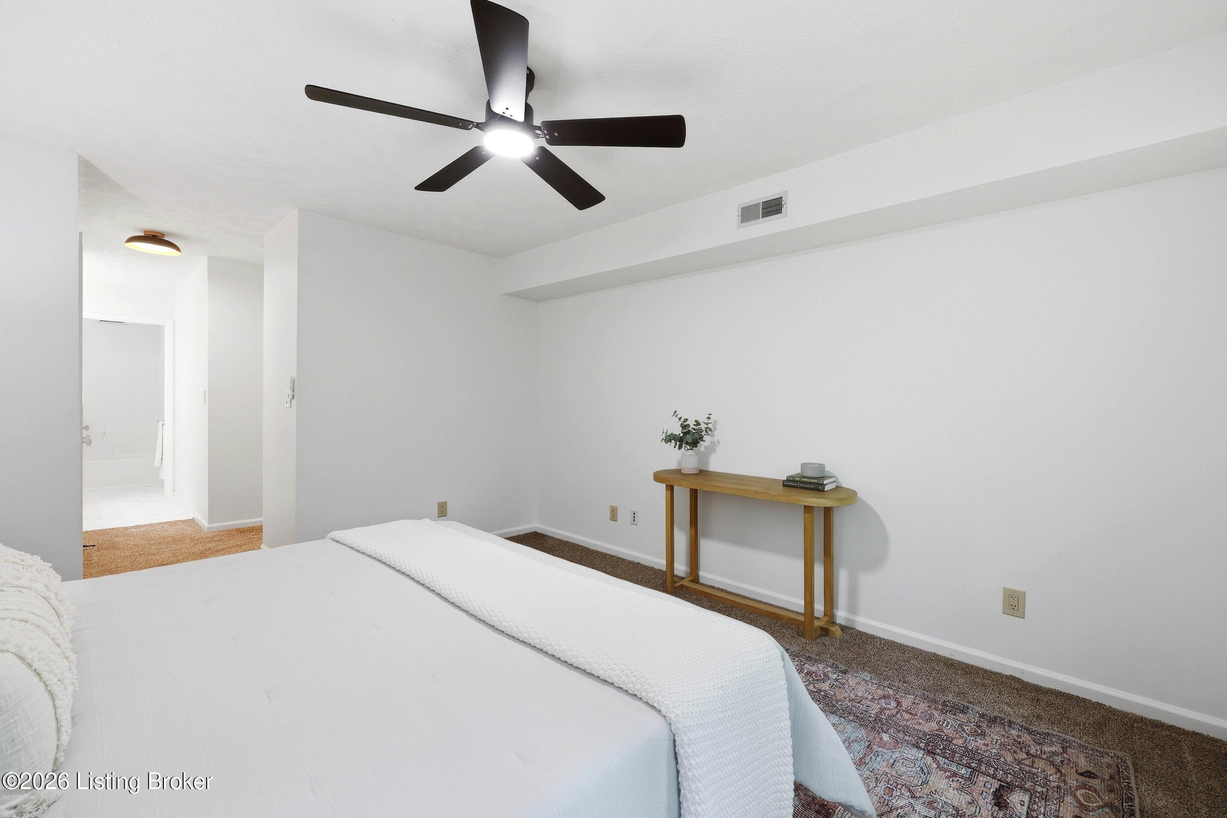 1404 Eastbridge Ct