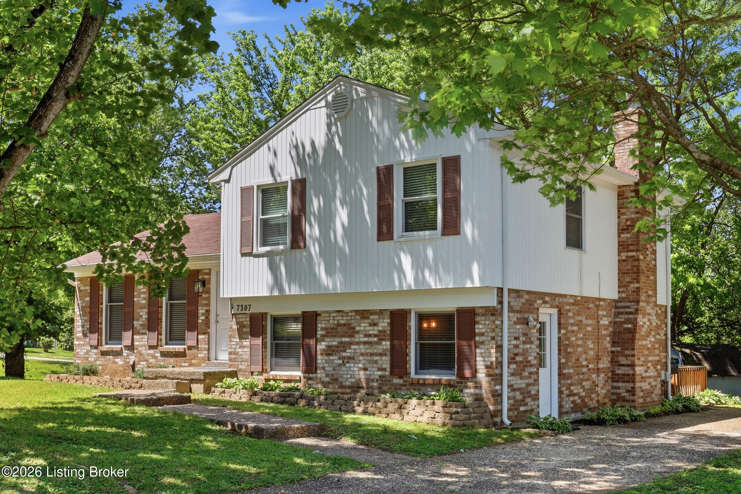 7307 Wood Rock Rd