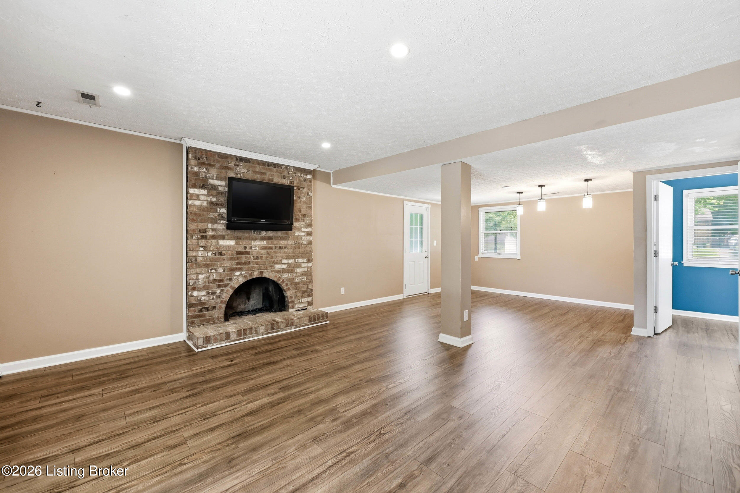 7307 Wood Rock Rd