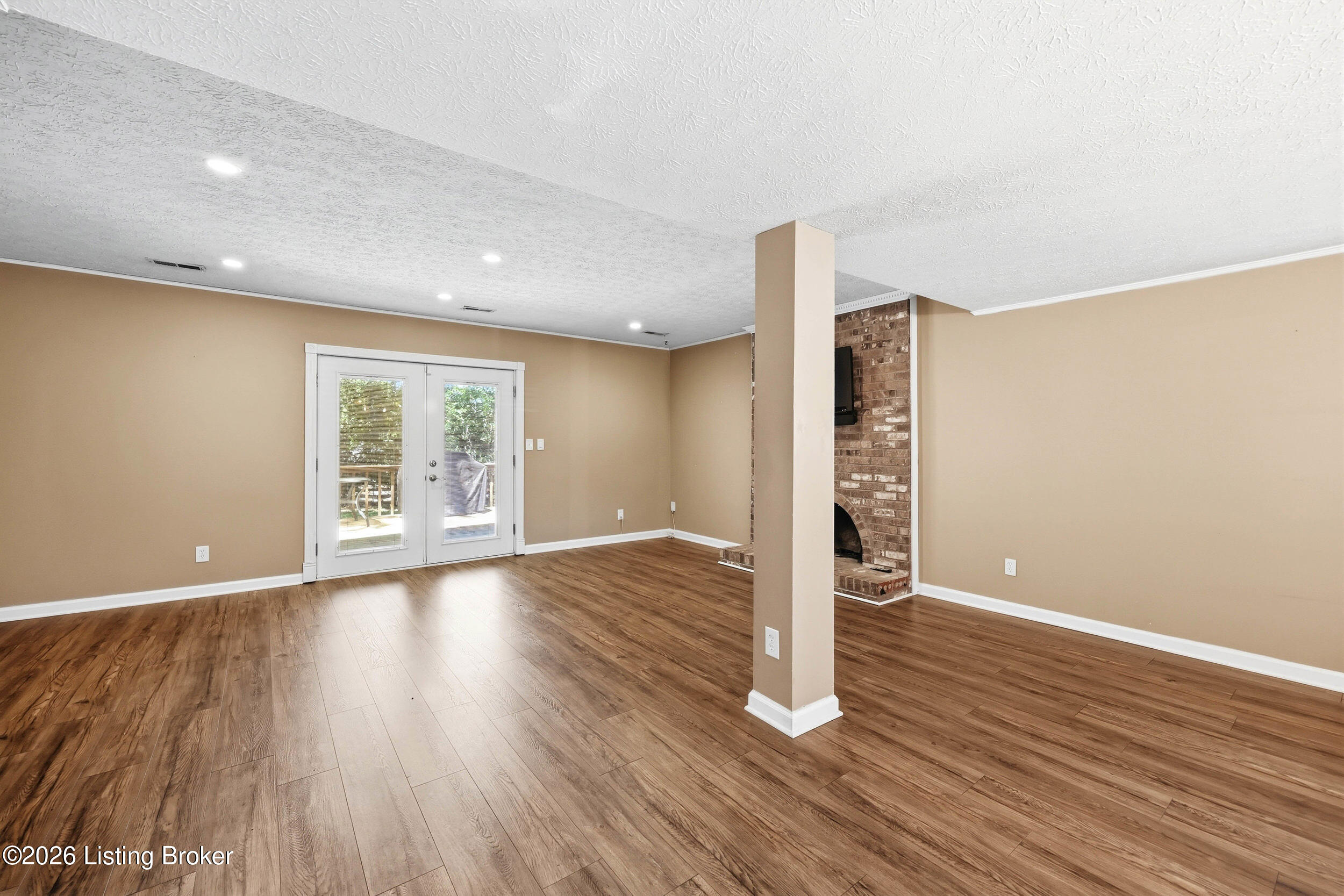 7307 Wood Rock Rd