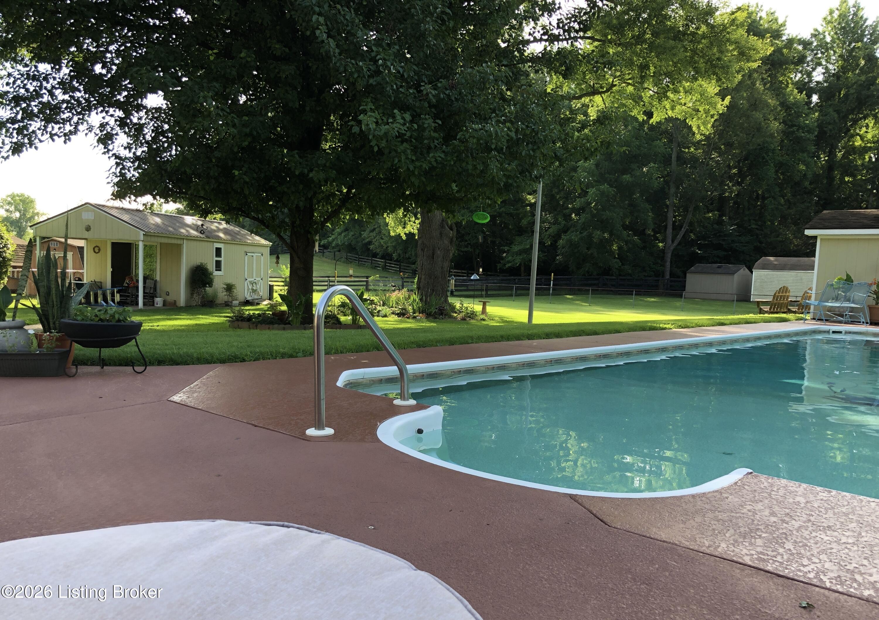 3808 Gaywood Dr