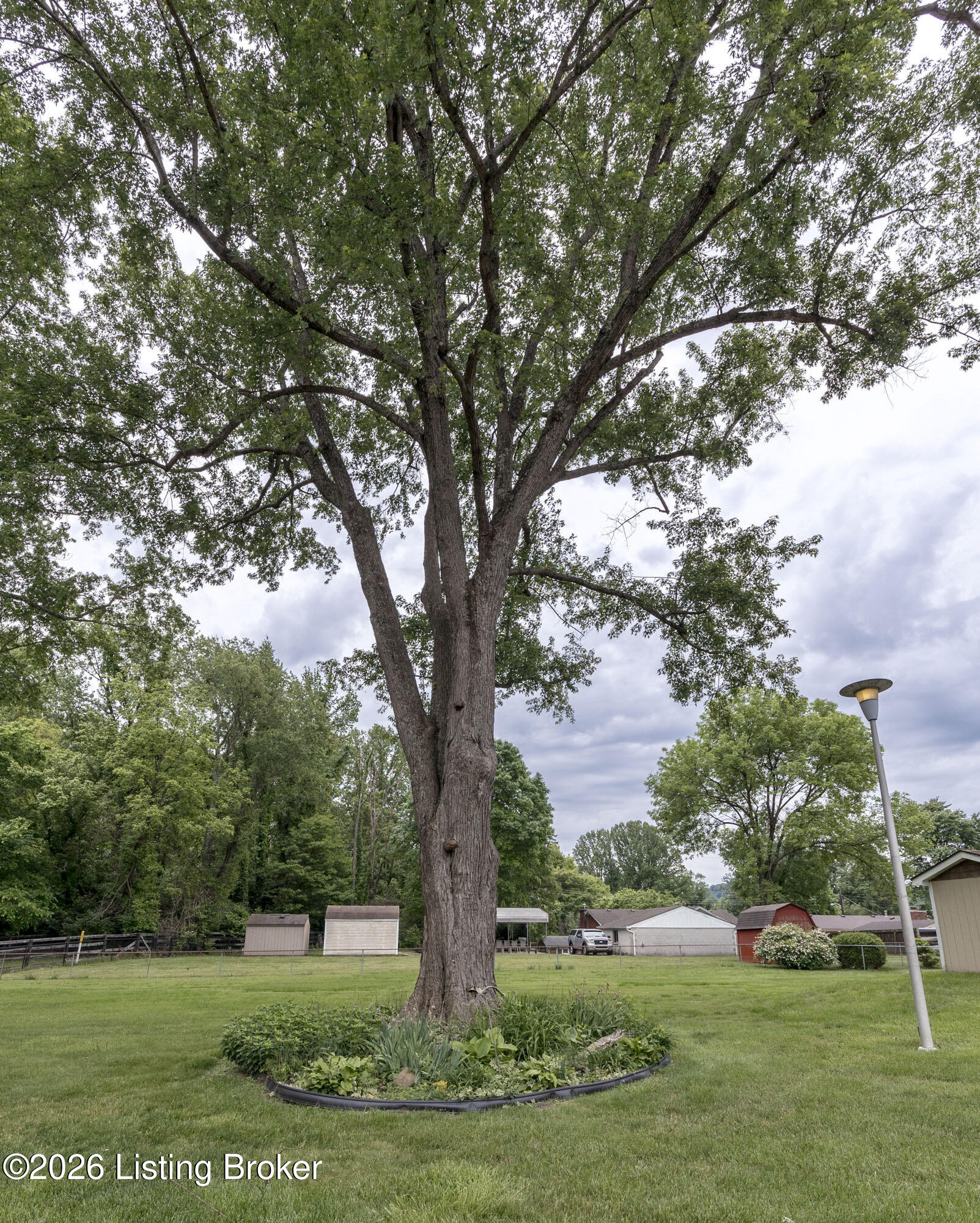 3808 Gaywood Dr