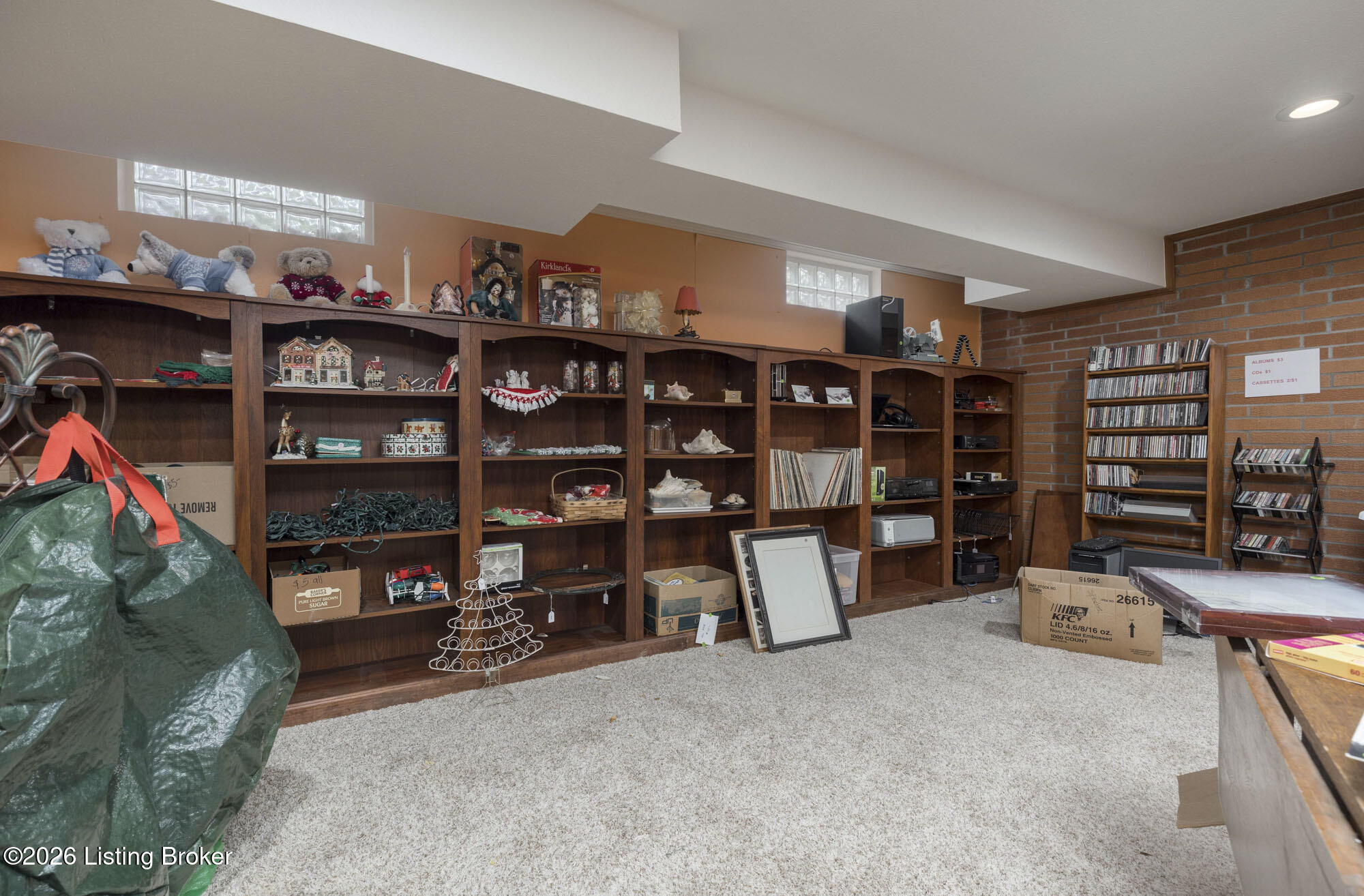 3808 Gaywood Dr