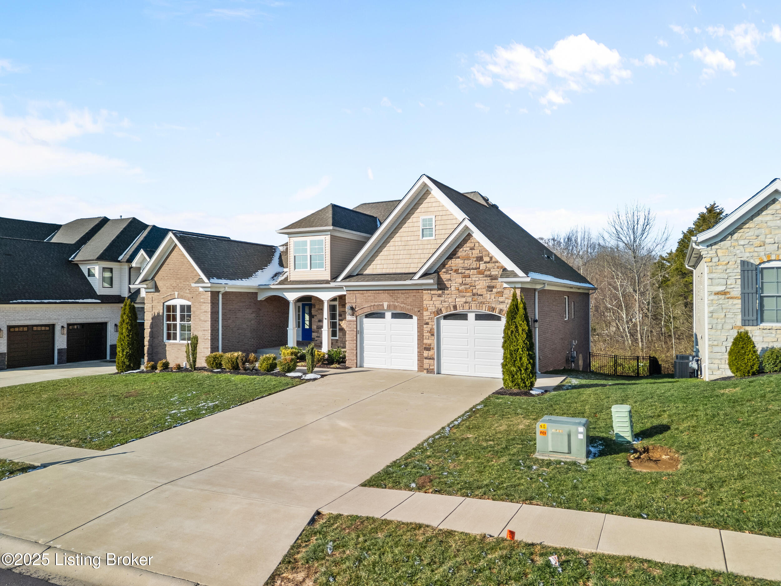 1508 Lincoln Hill Way