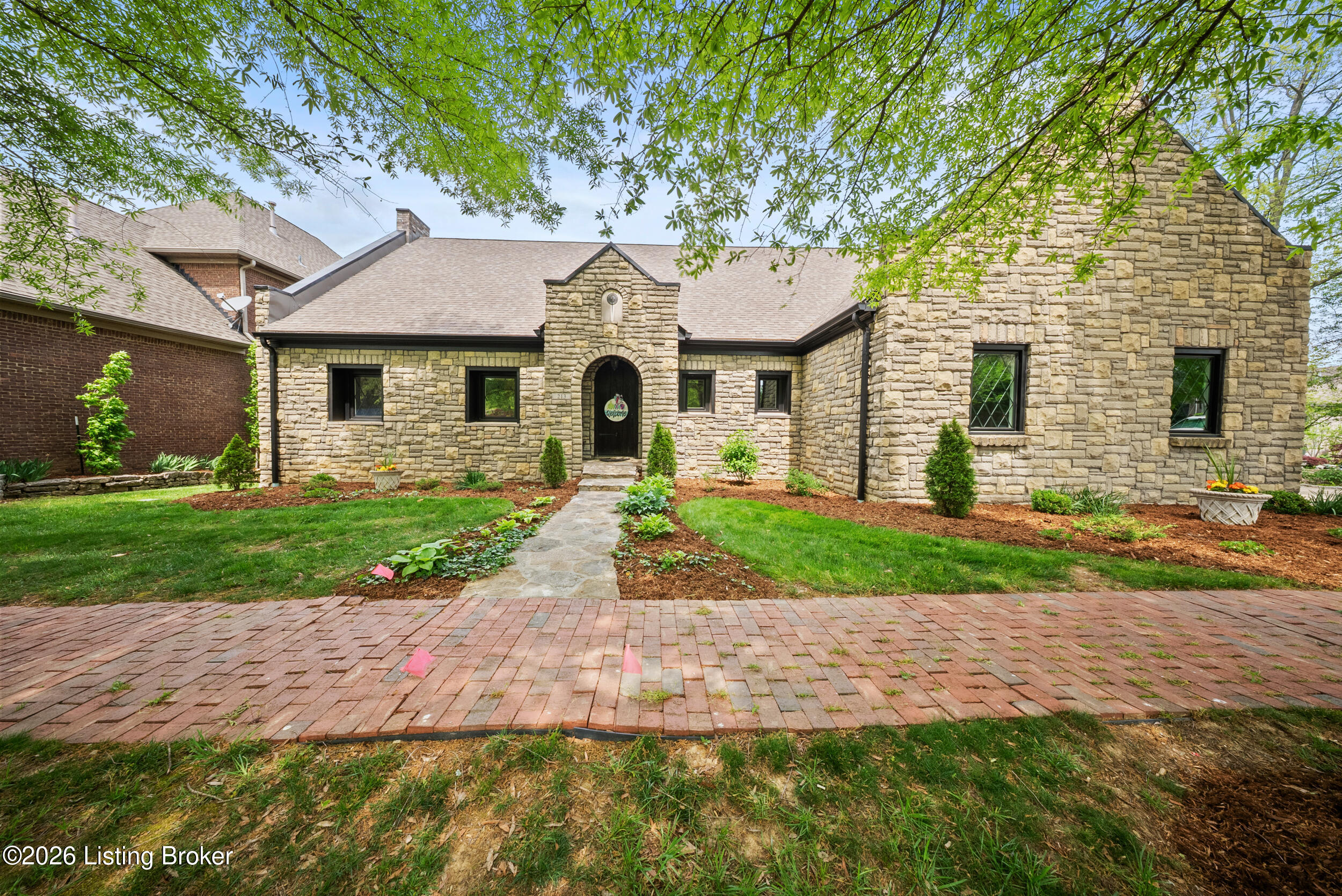 213 Buckland Trace