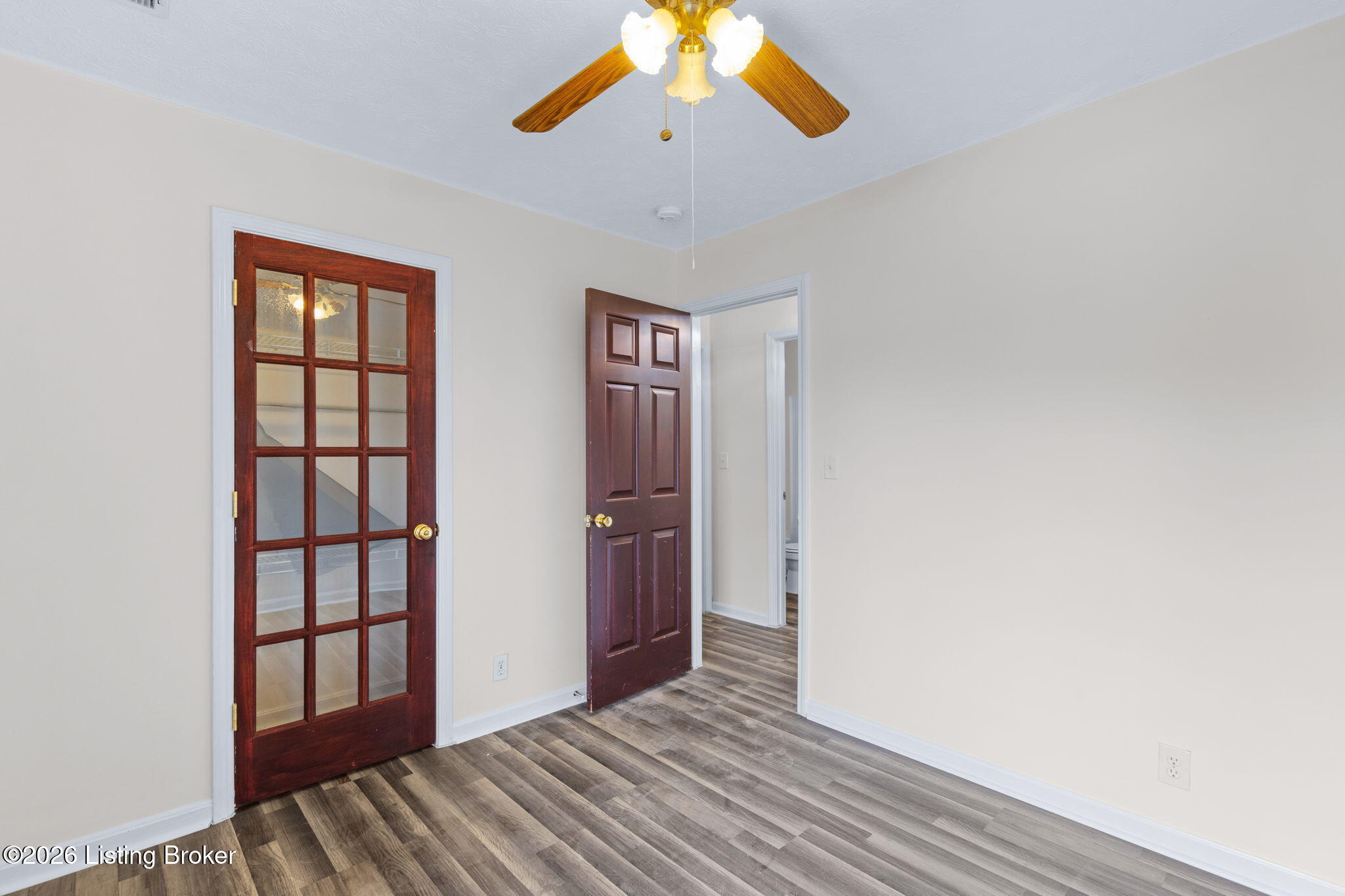5001 Middlesex Dr