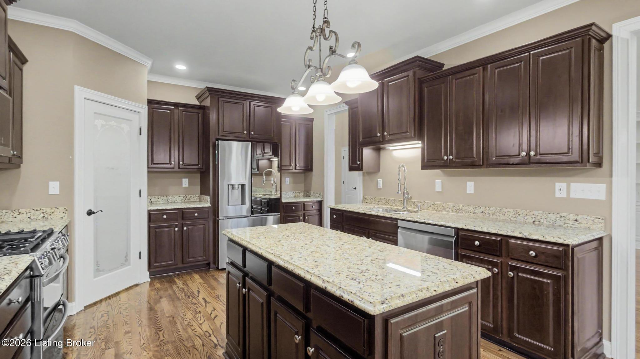 14712 Forbes Cir