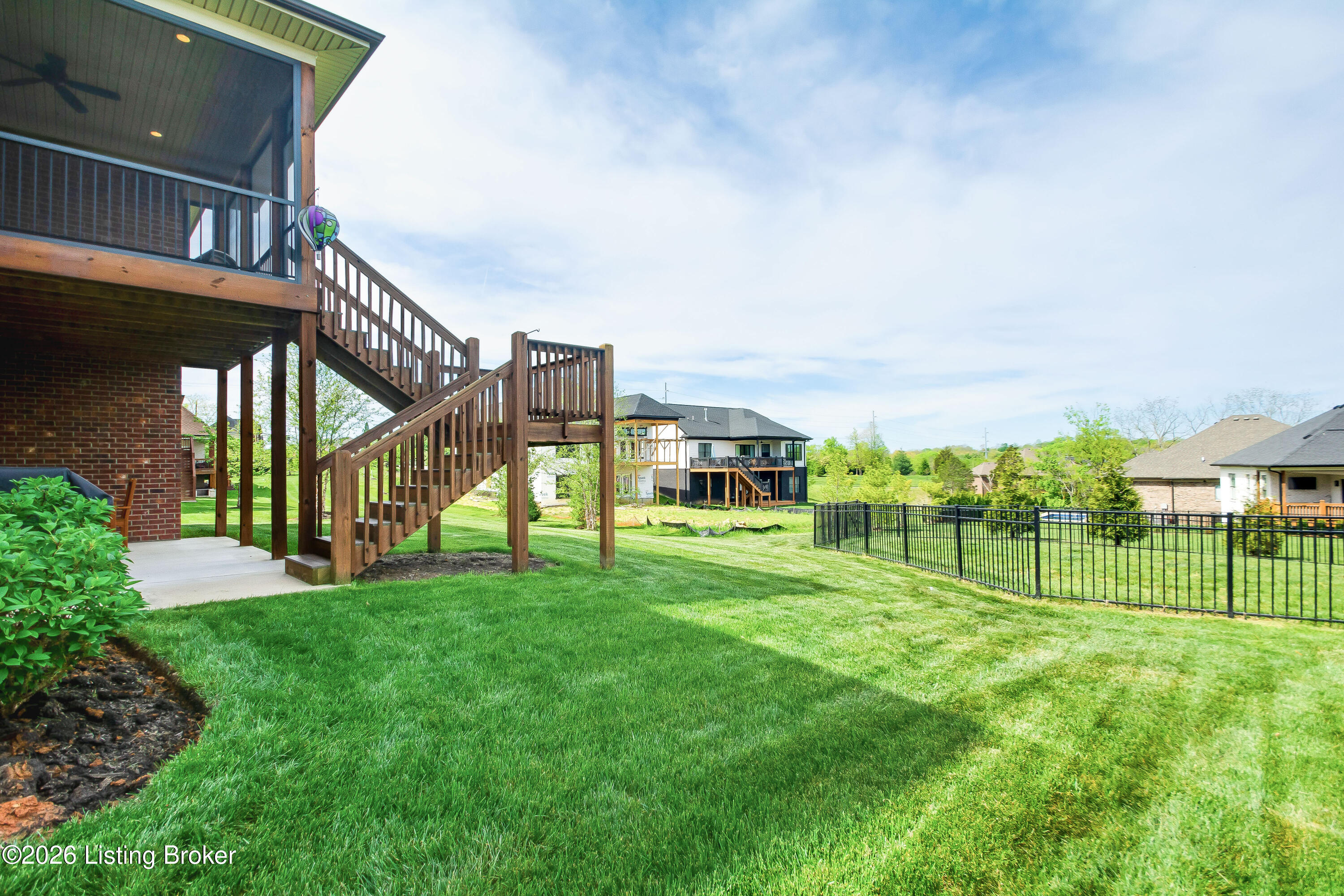 213 Locust Park Pl