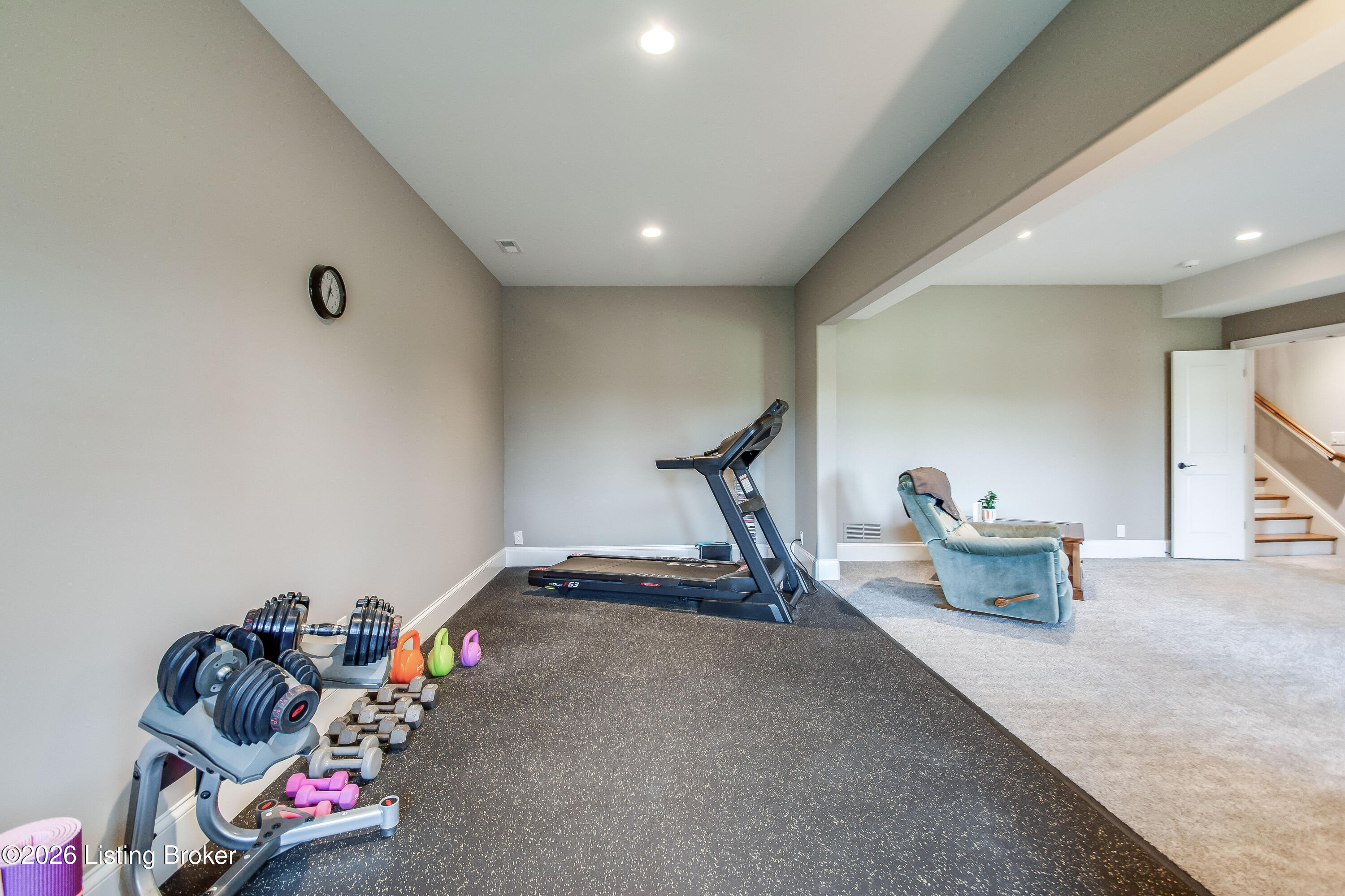 213 Locust Park Pl