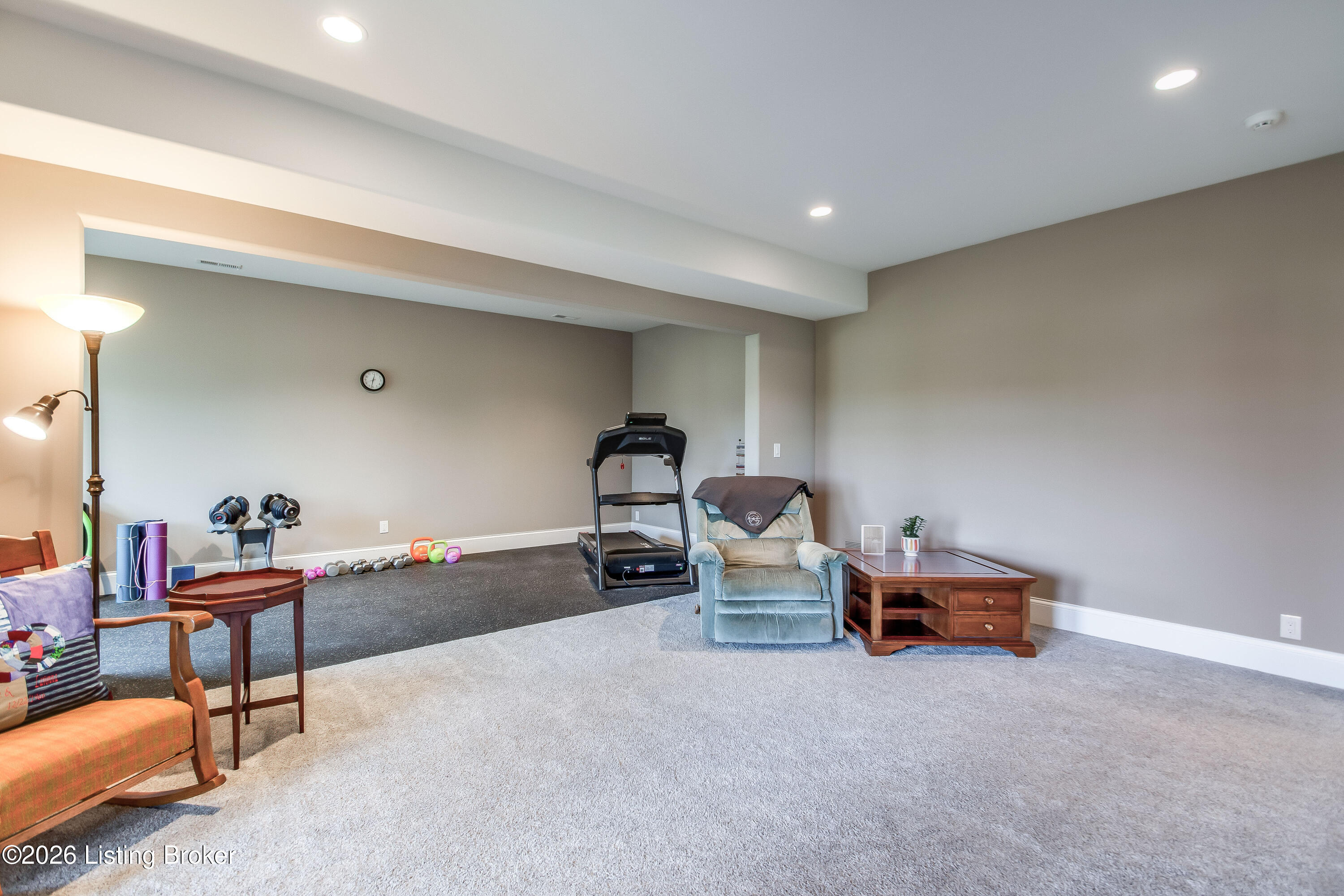 213 Locust Park Pl