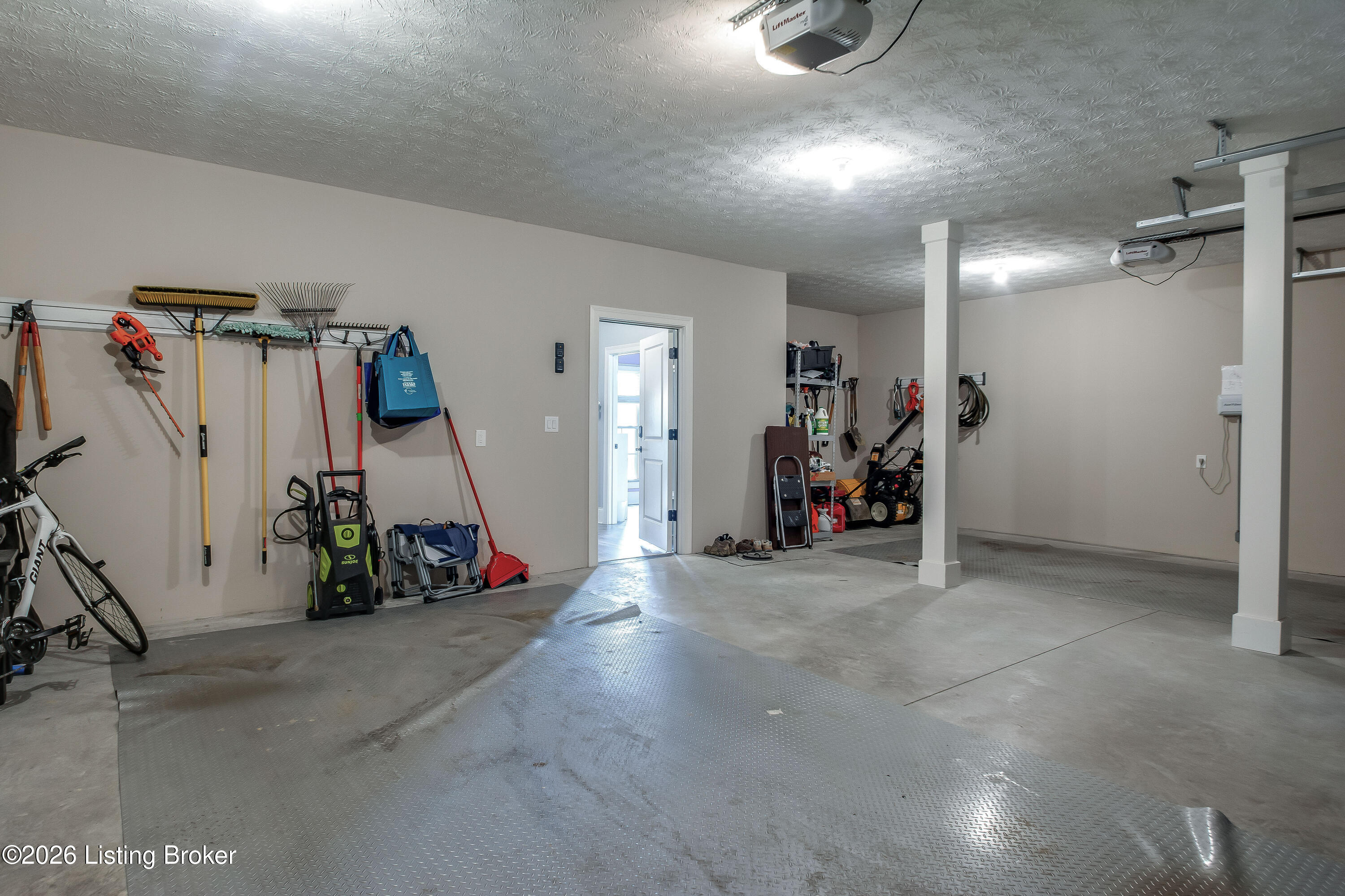 213 Locust Park Pl