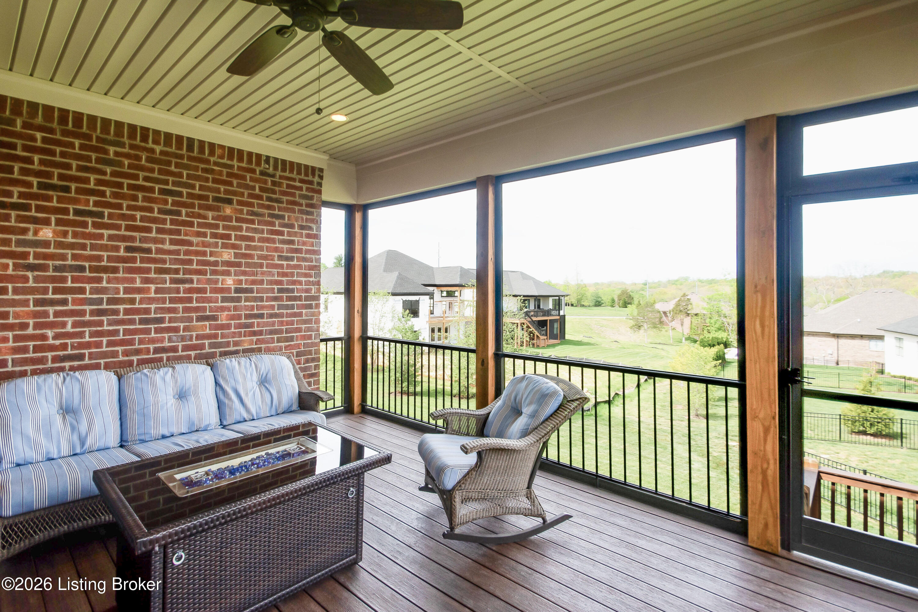 213 Locust Park Pl