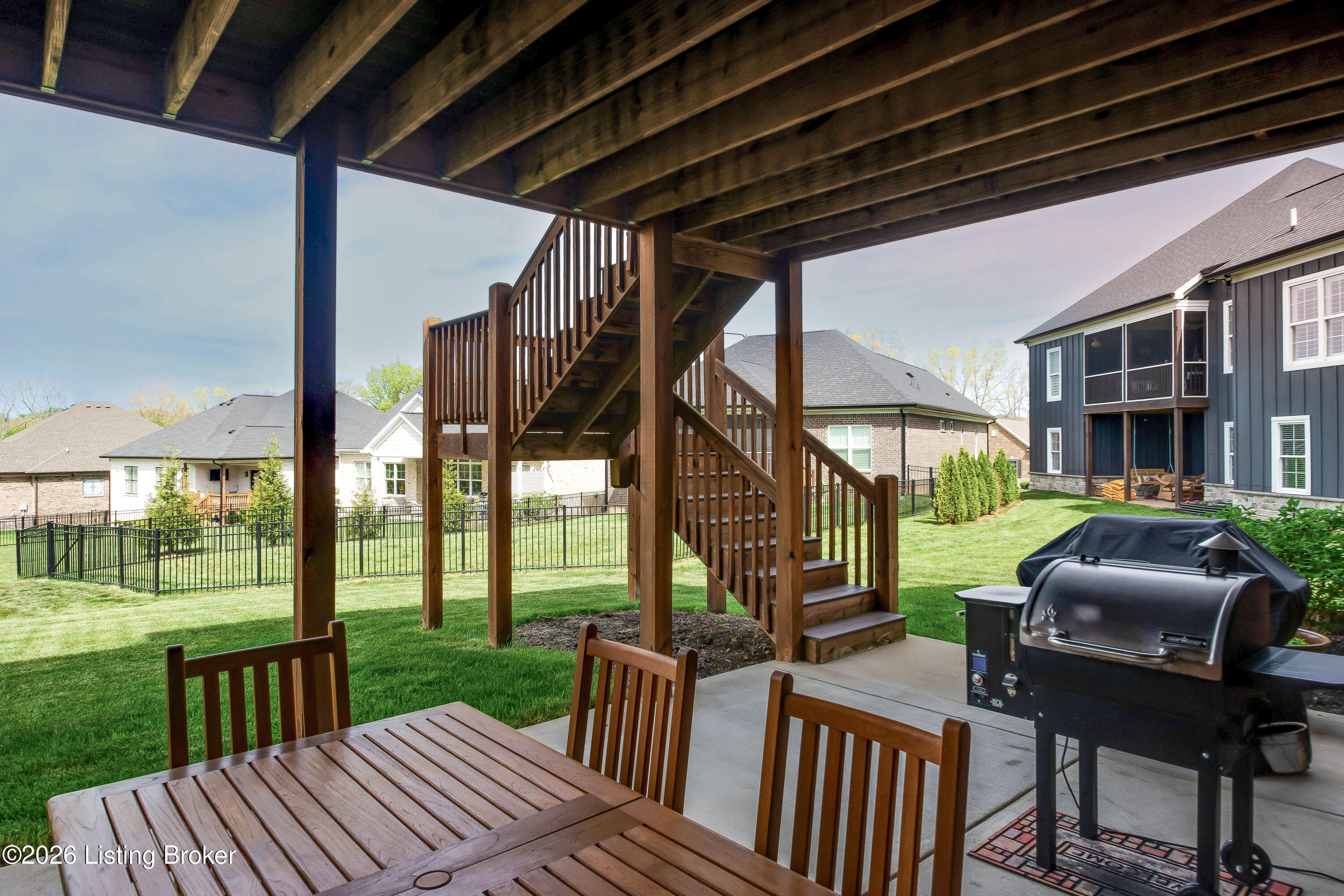 213 Locust Park Pl