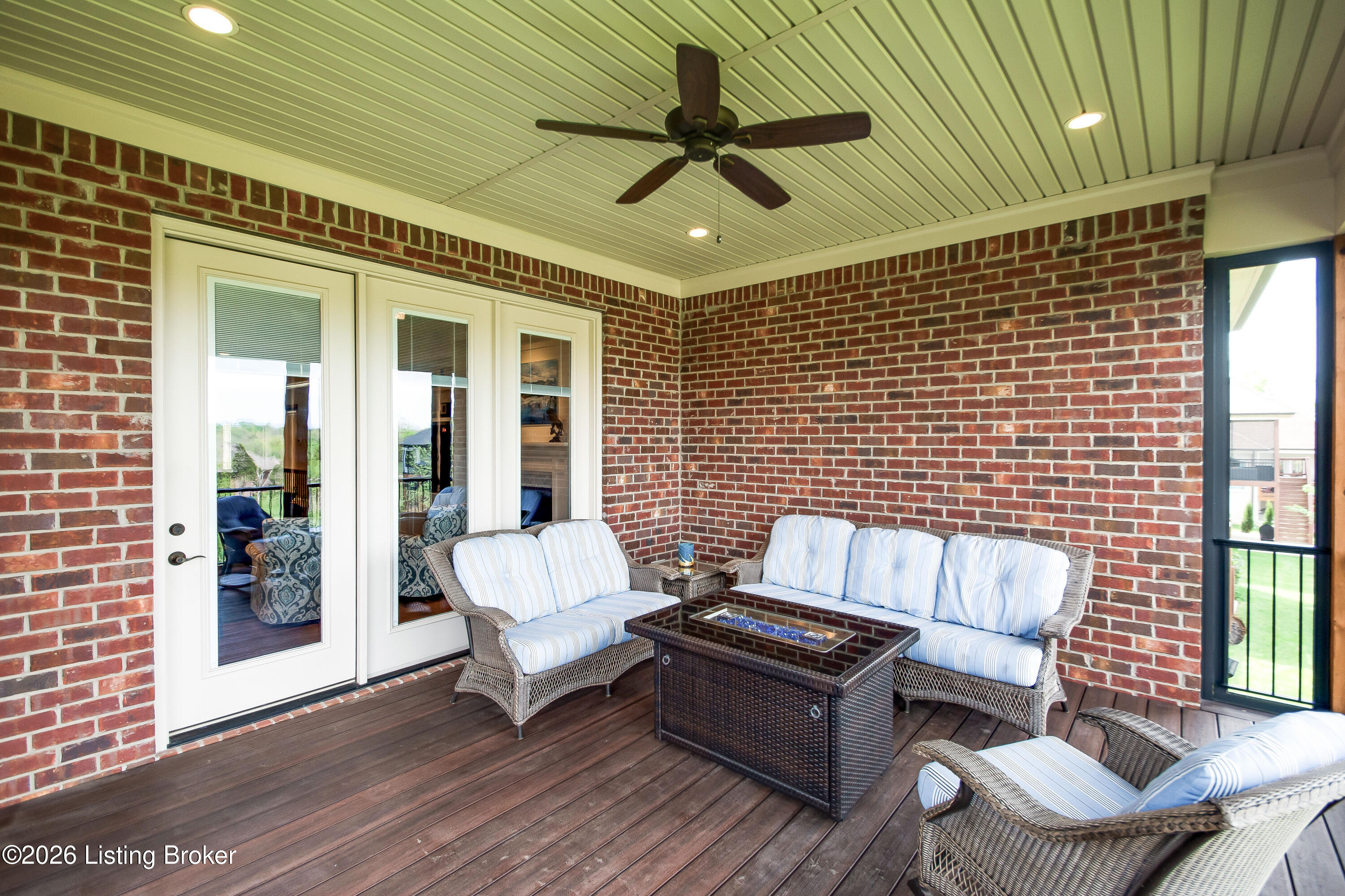213 Locust Park Pl