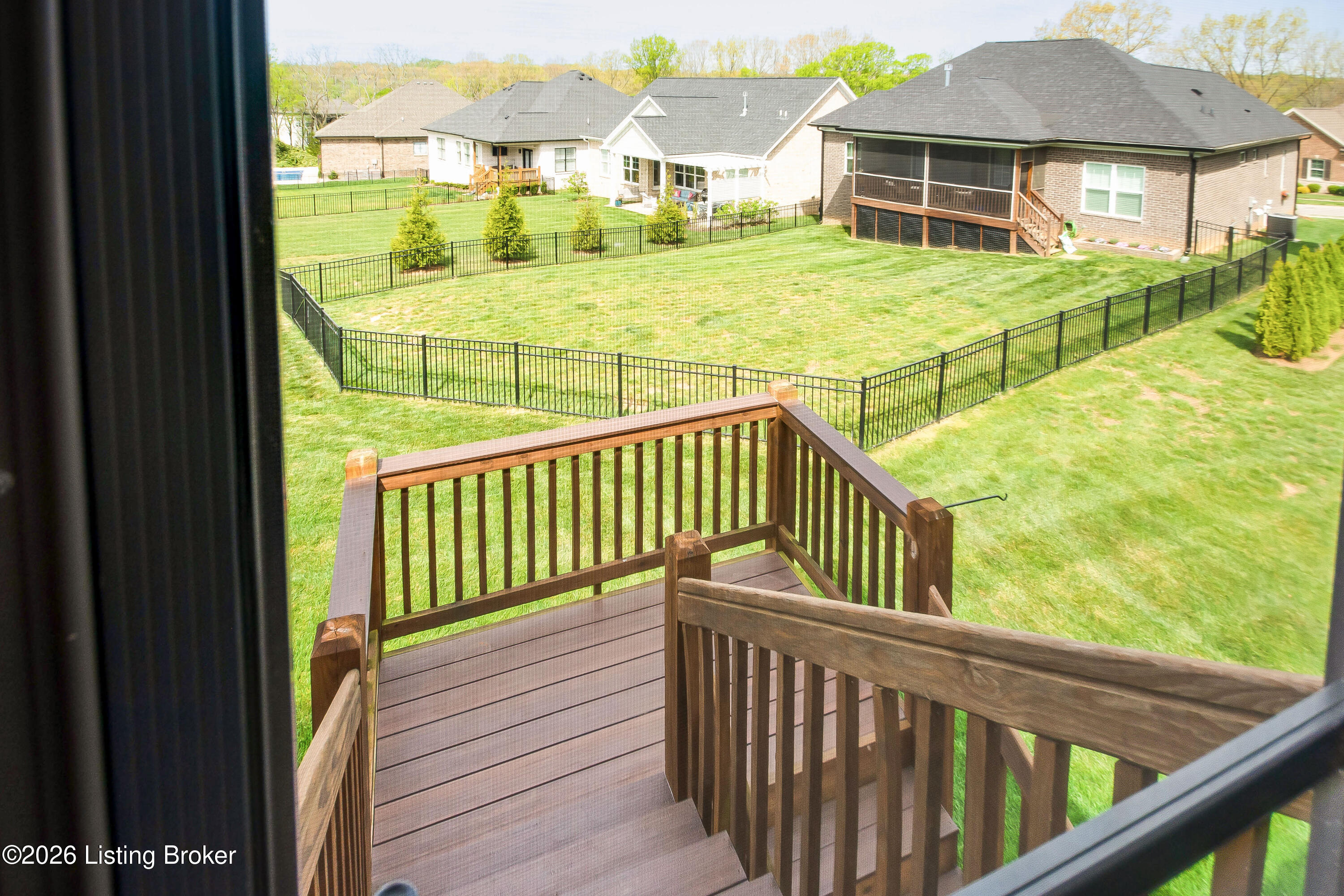 213 Locust Park Pl