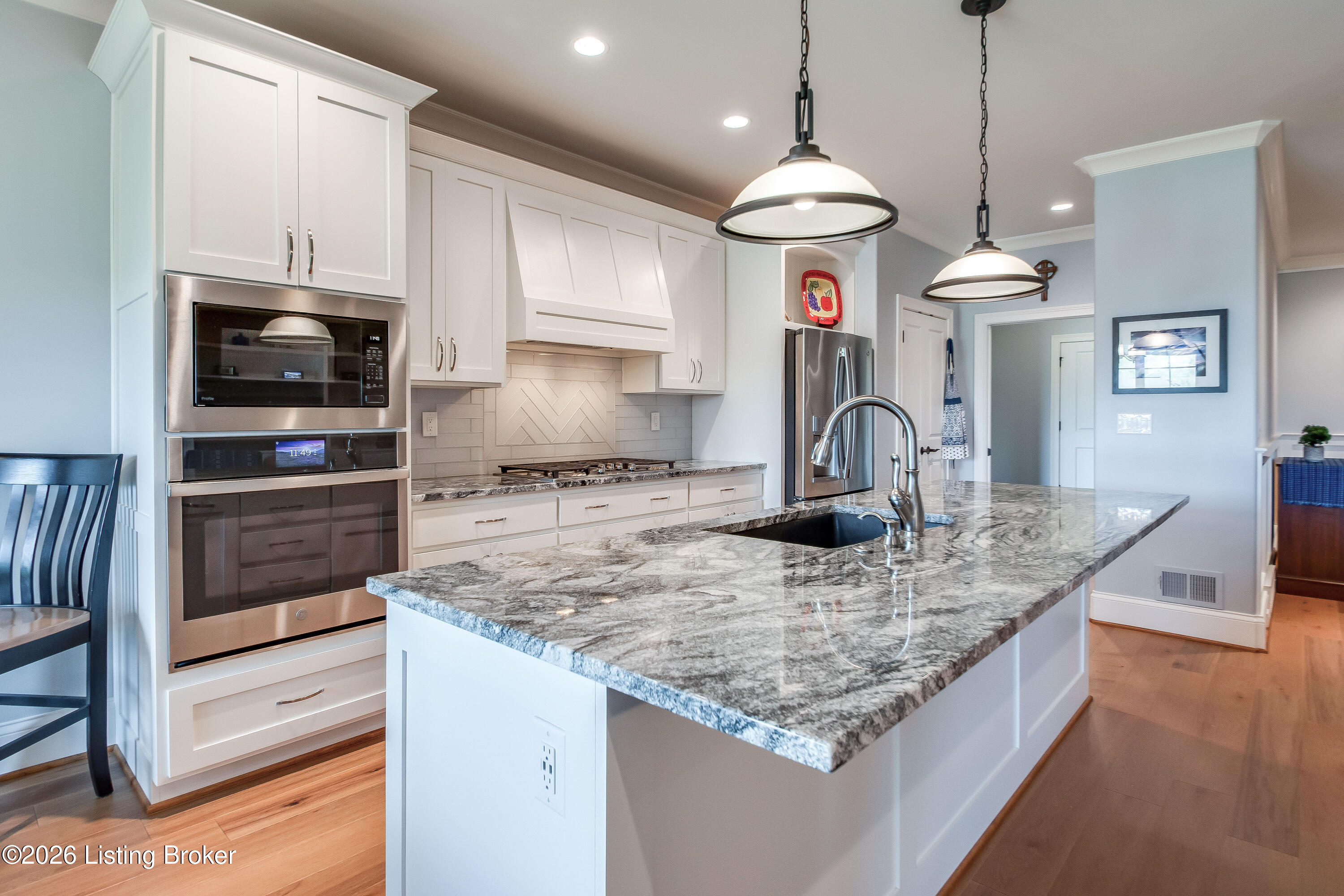 213 Locust Park Pl