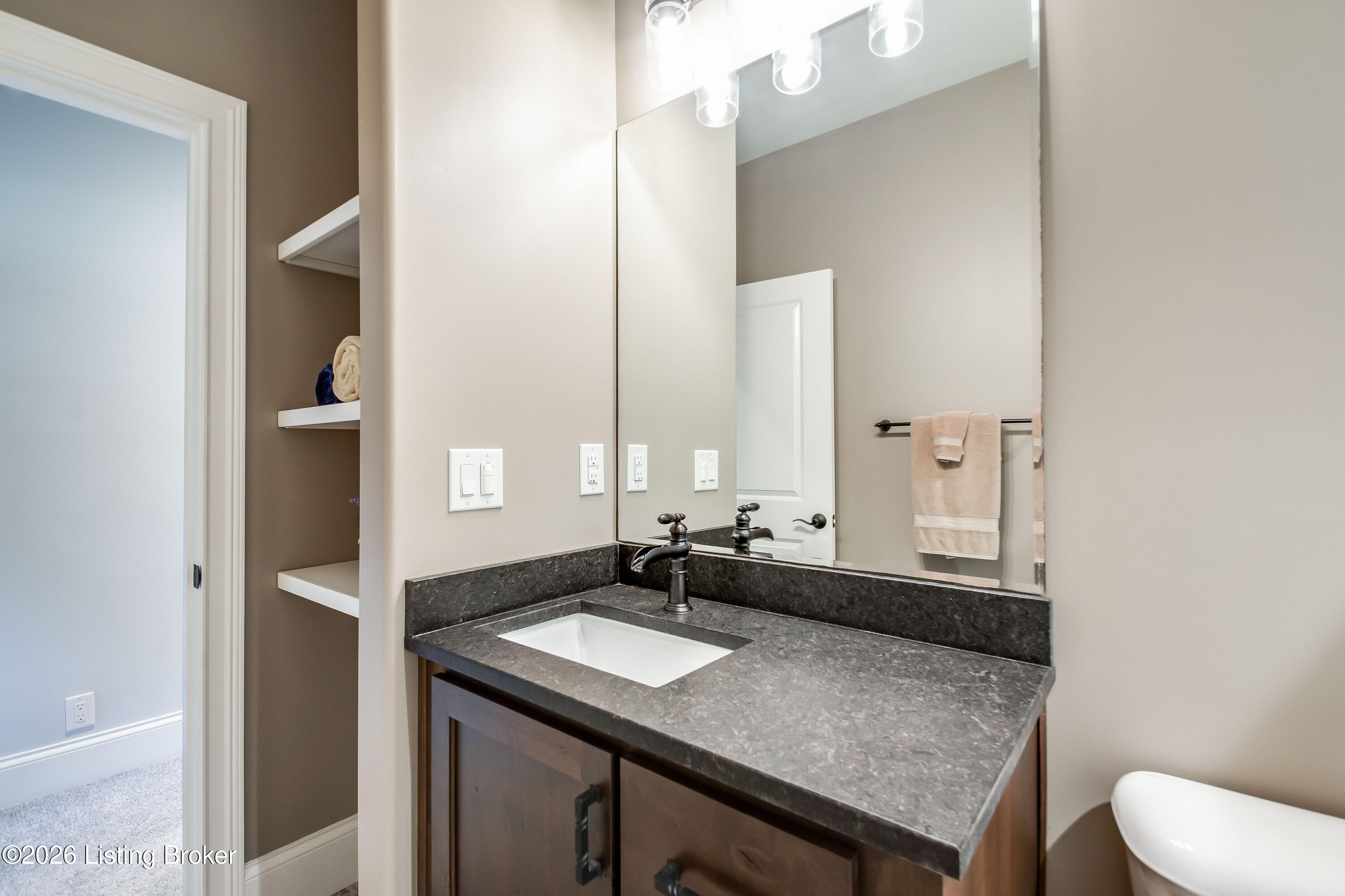 213 Locust Park Pl