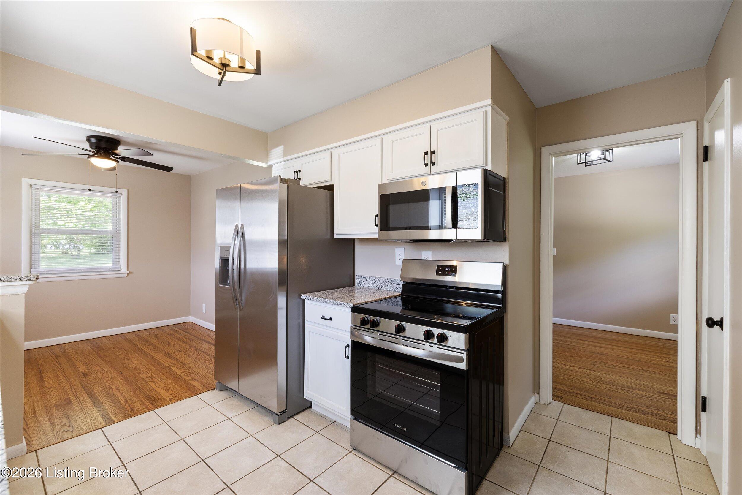 4216 Lynnbrook Dr