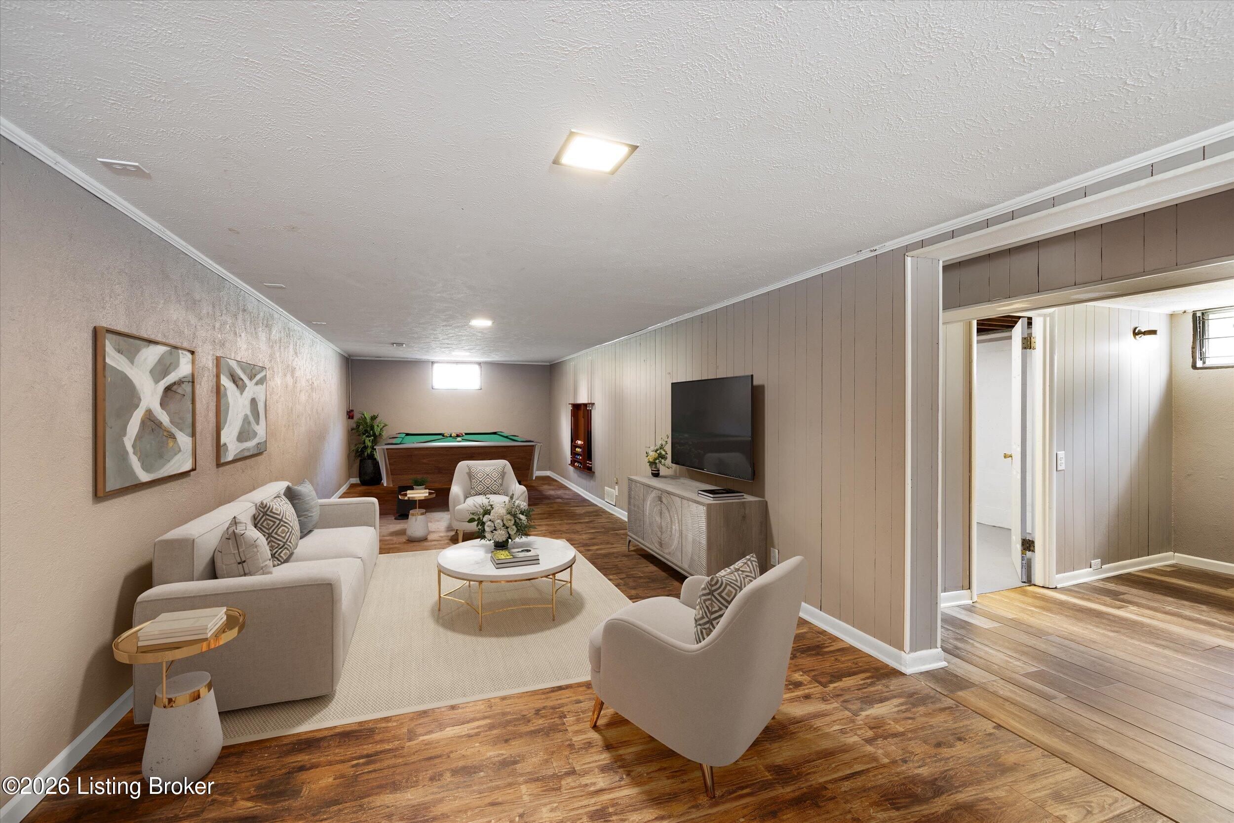 4216 Lynnbrook Dr