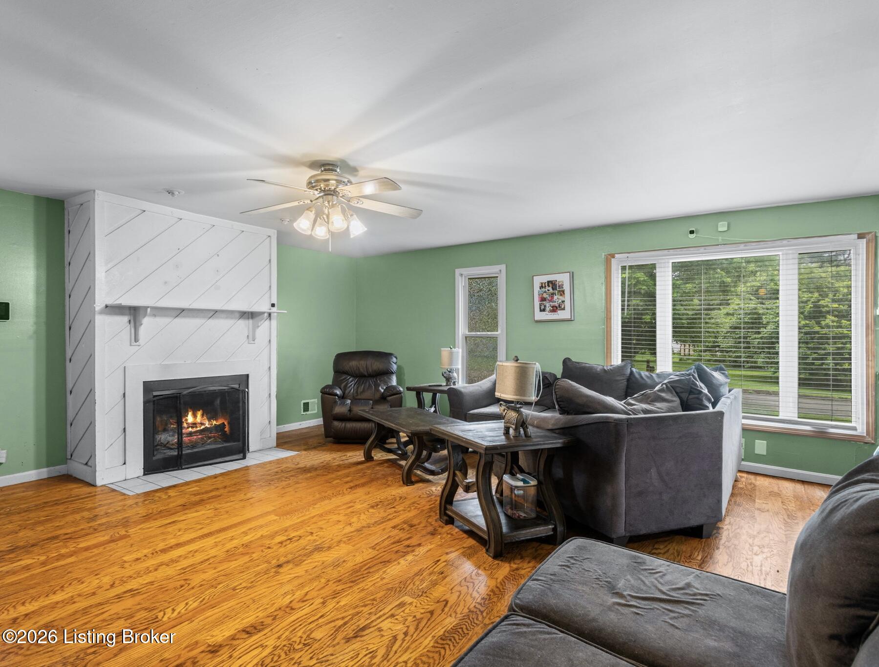 99 Olympia Dr
