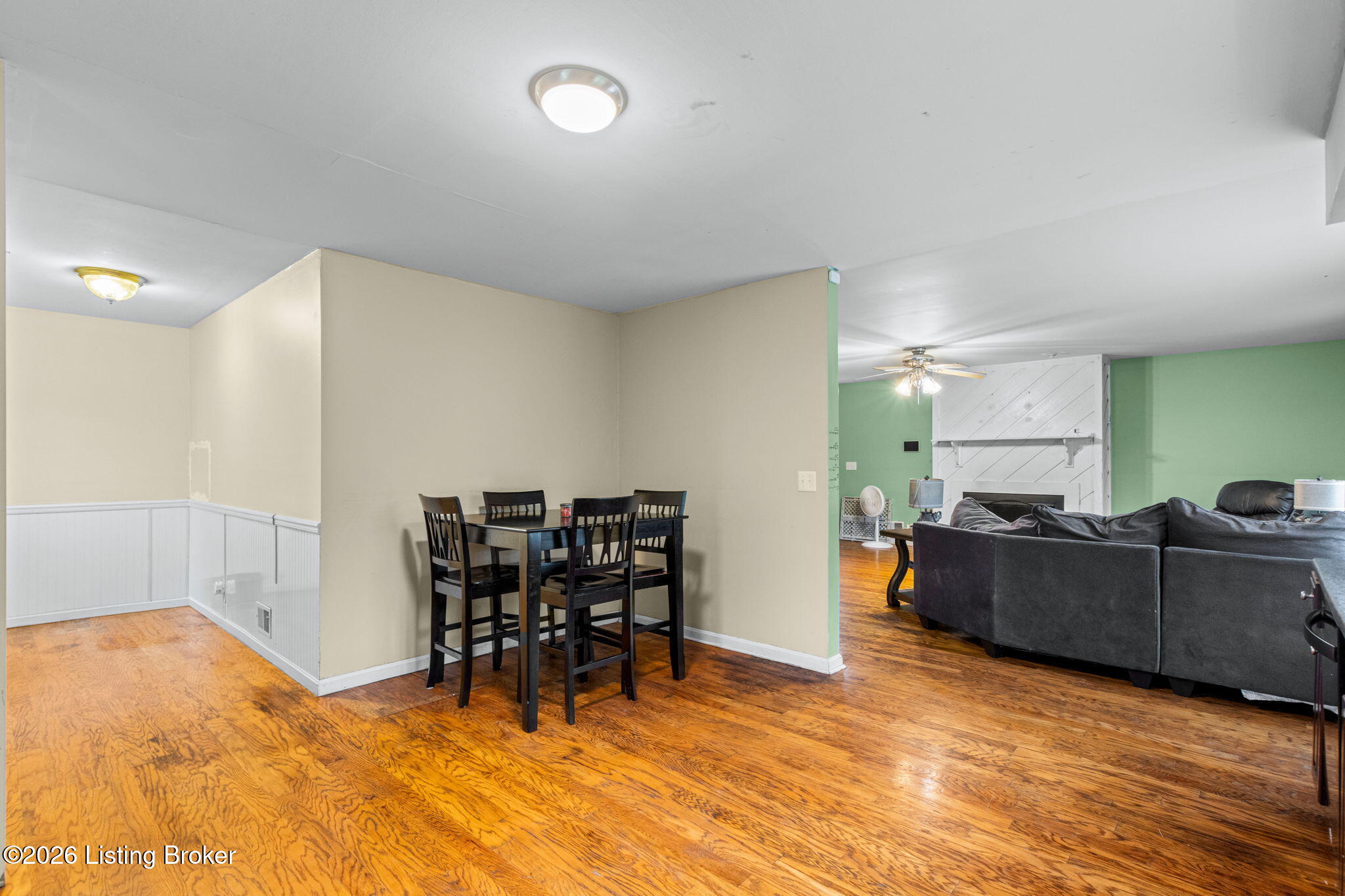 99 Olympia Dr