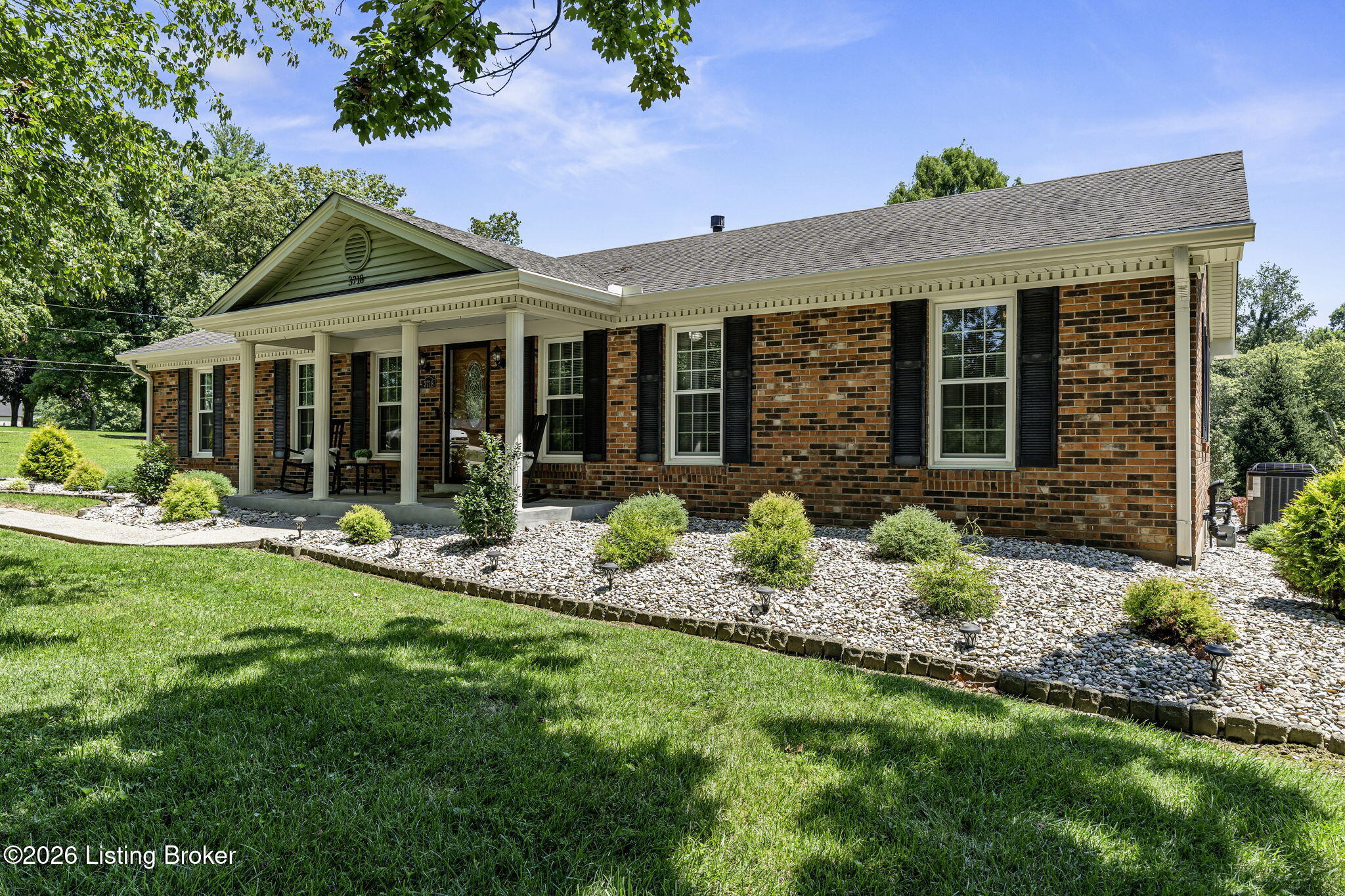 3718 Echo Valley Cir