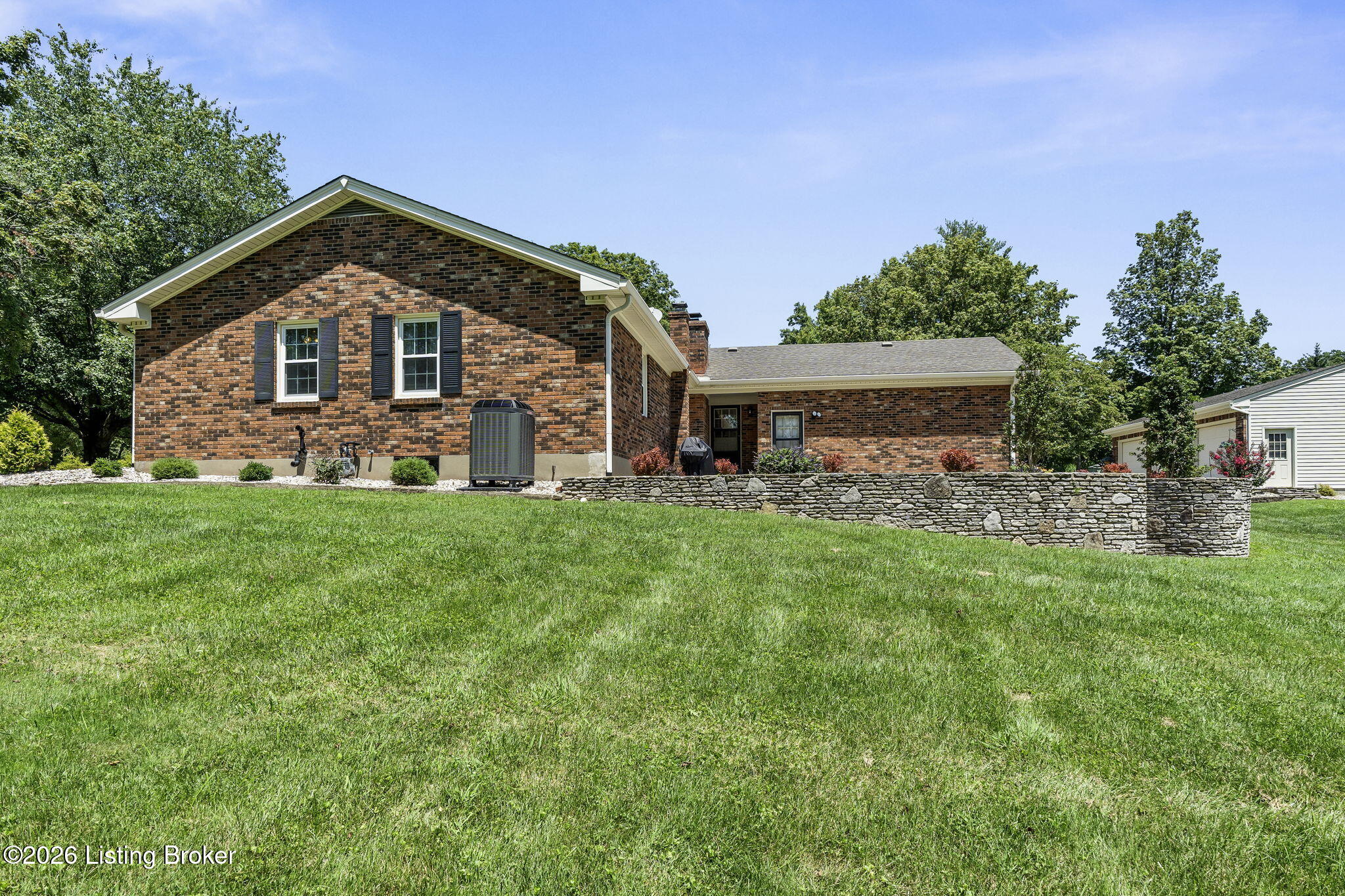 3718 Echo Valley Cir