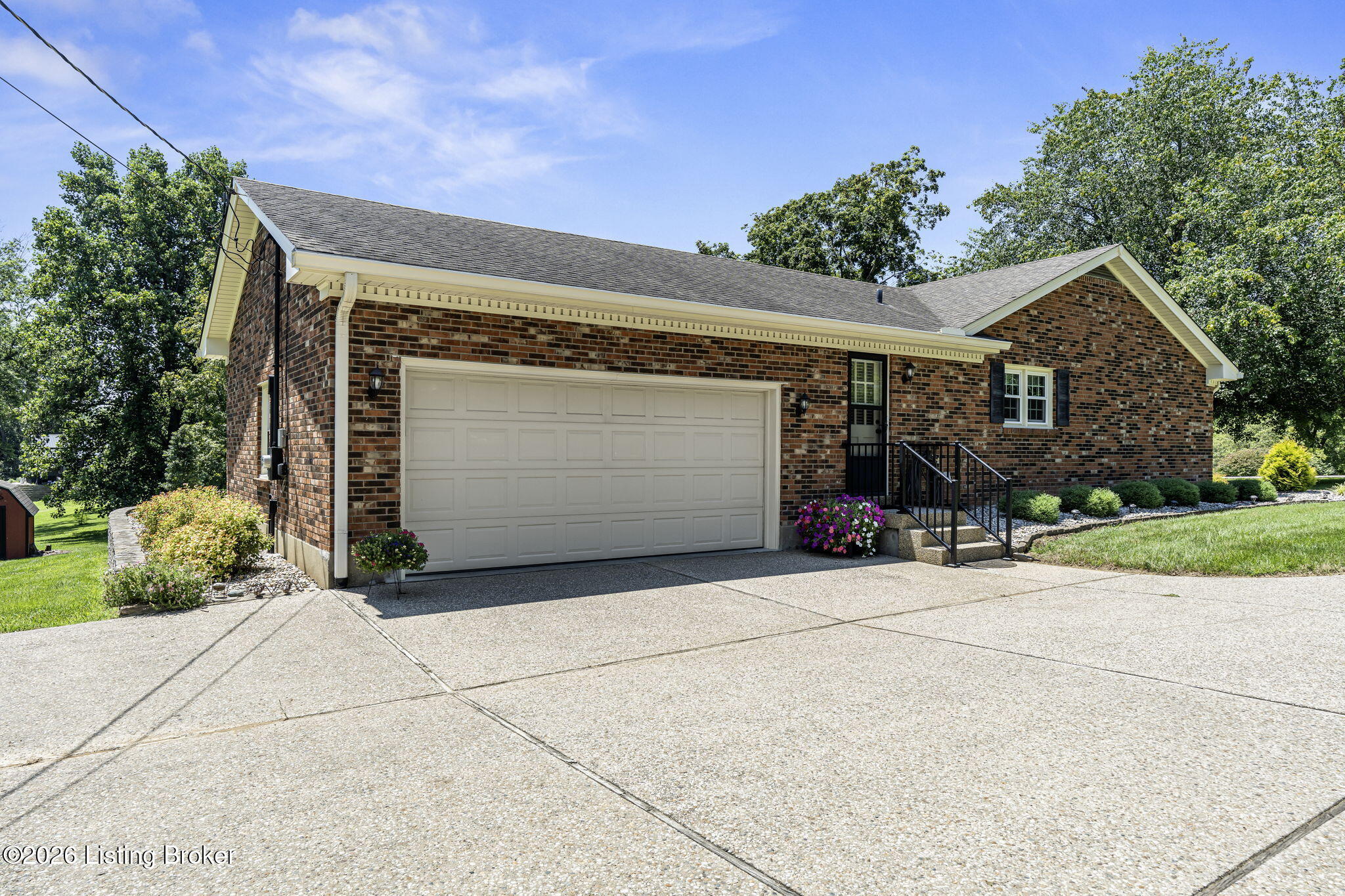 3718 Echo Valley Cir