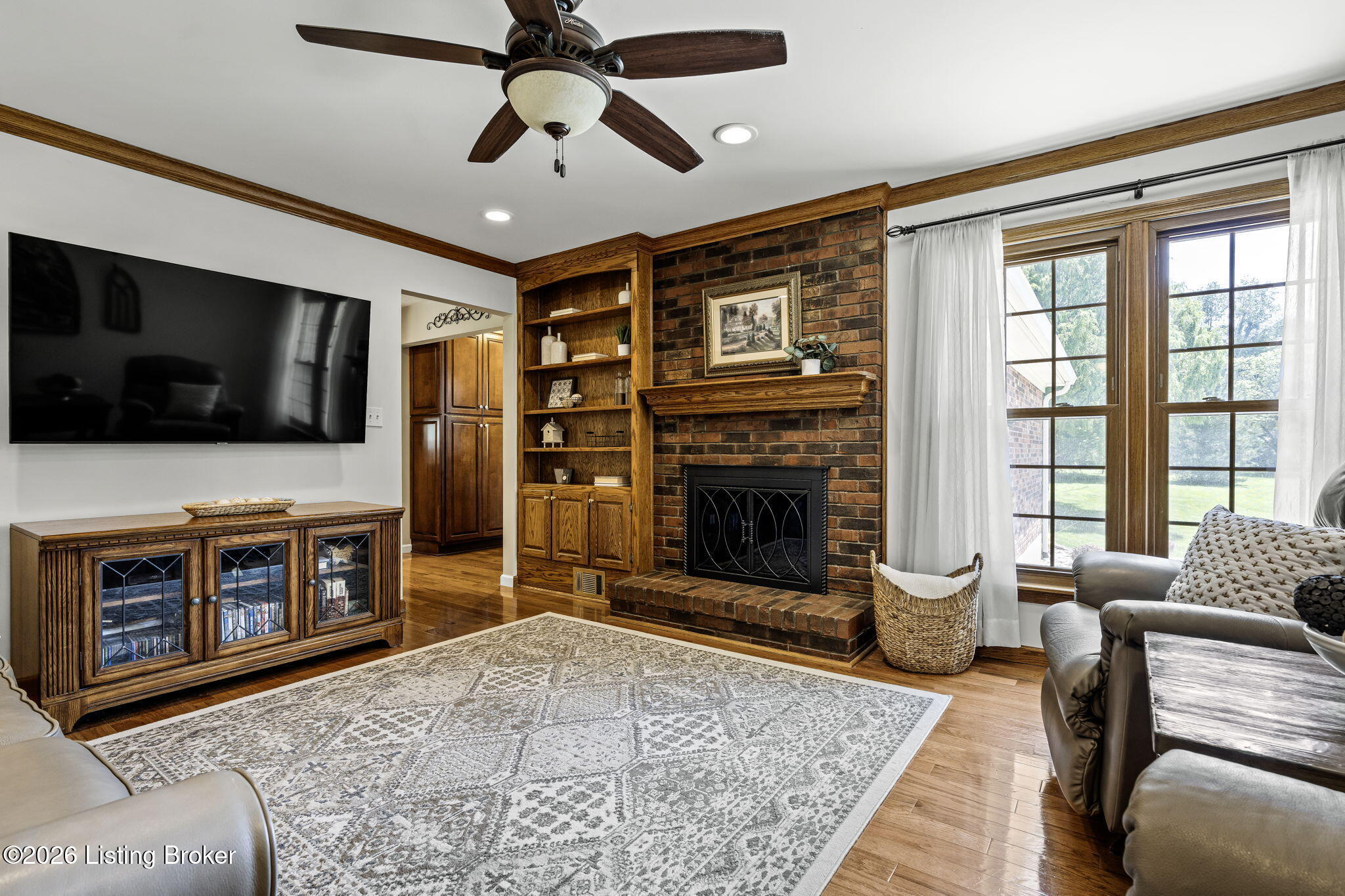 3718 Echo Valley Cir