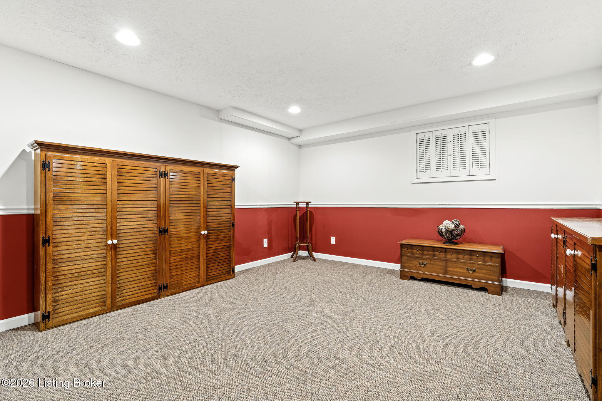 3718 Echo Valley Cir