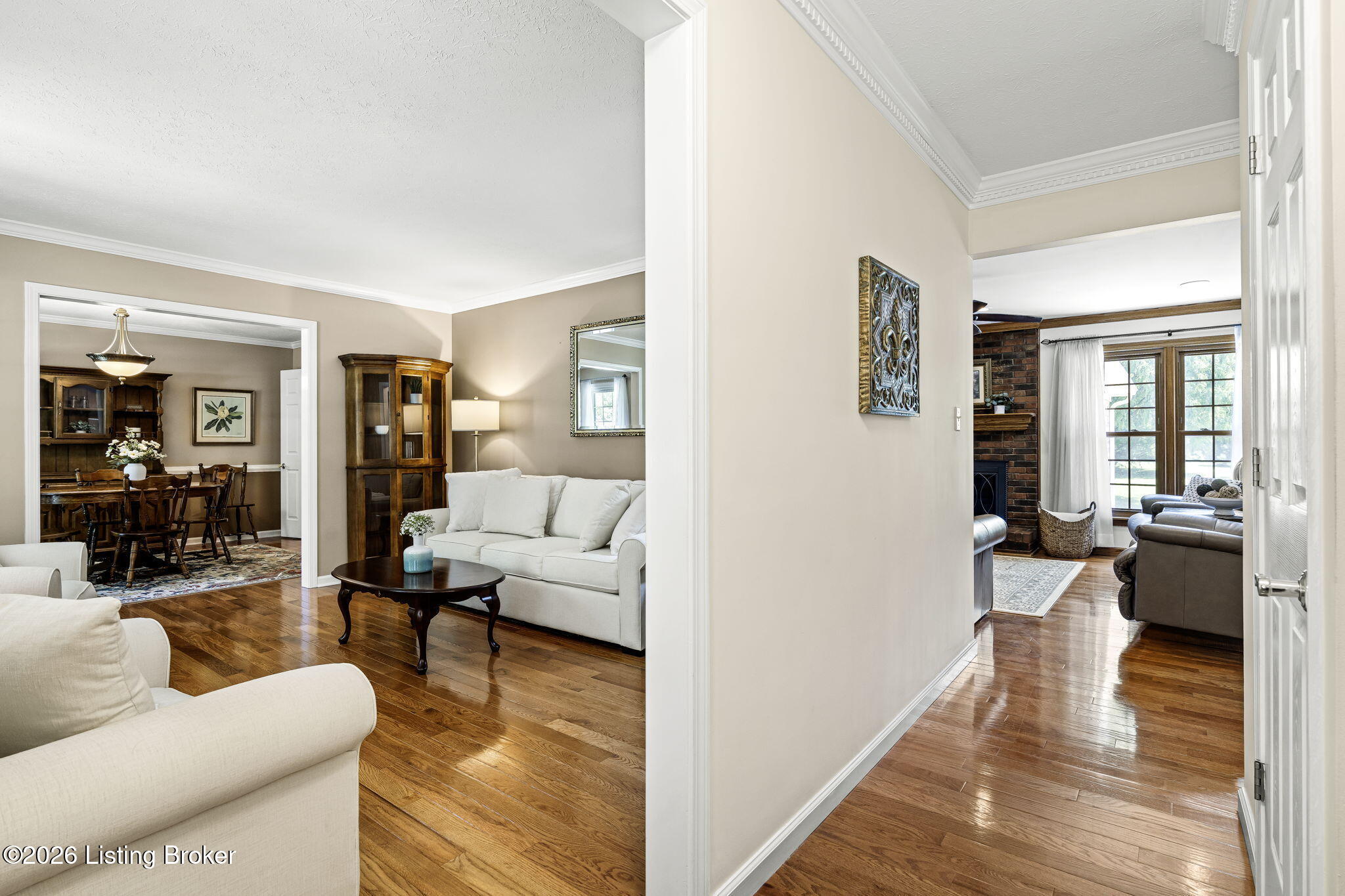3718 Echo Valley Cir