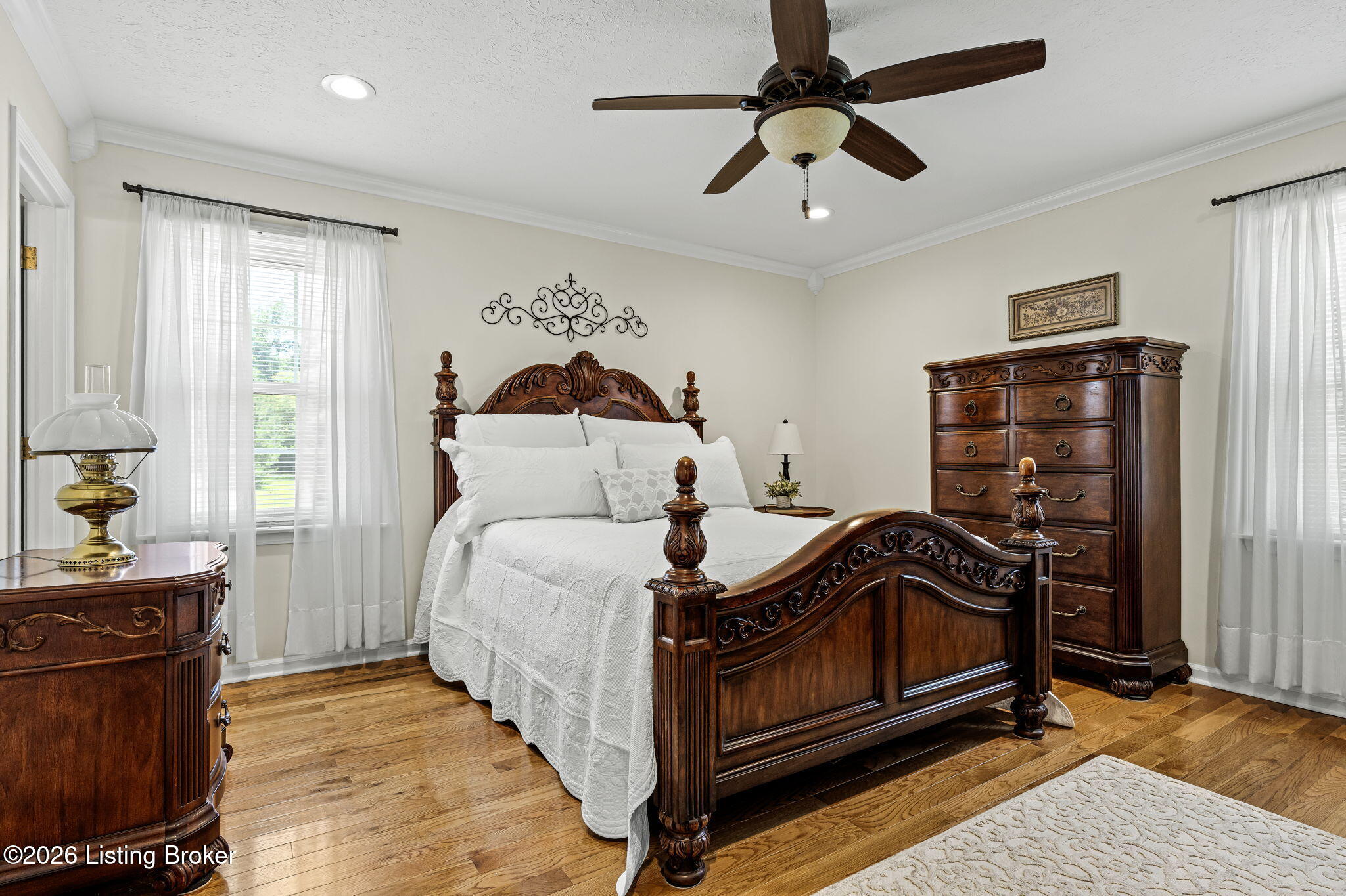 3718 Echo Valley Cir