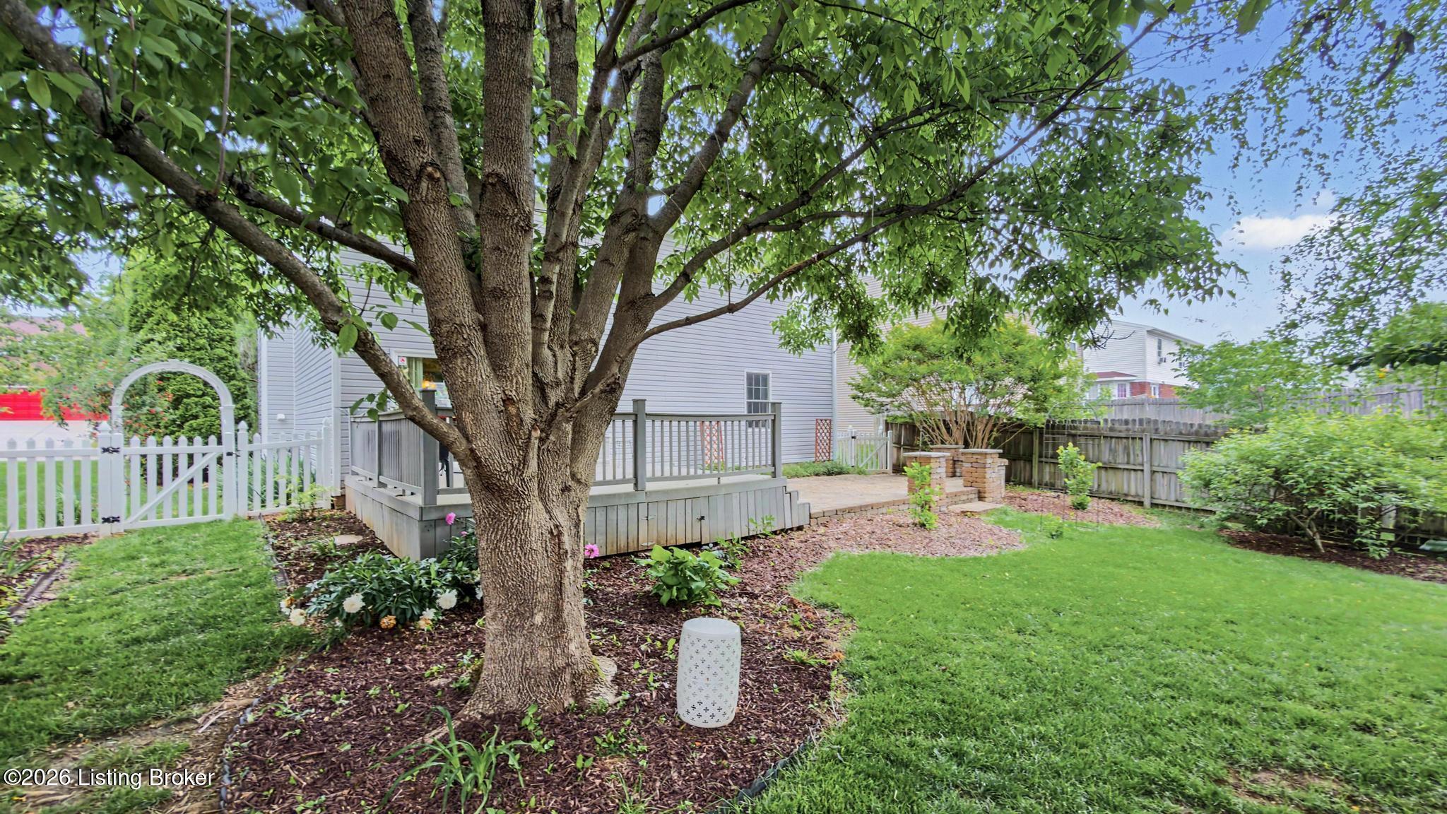 4908 Oakbrook Dr