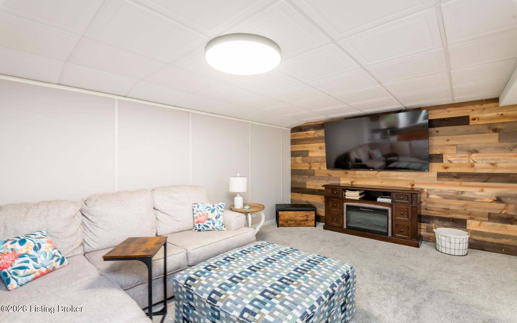 208 Blackberry Cir