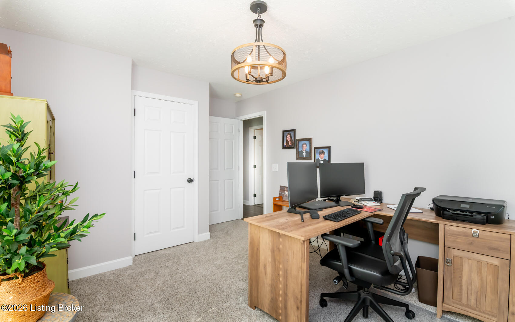 208 Blackberry Cir