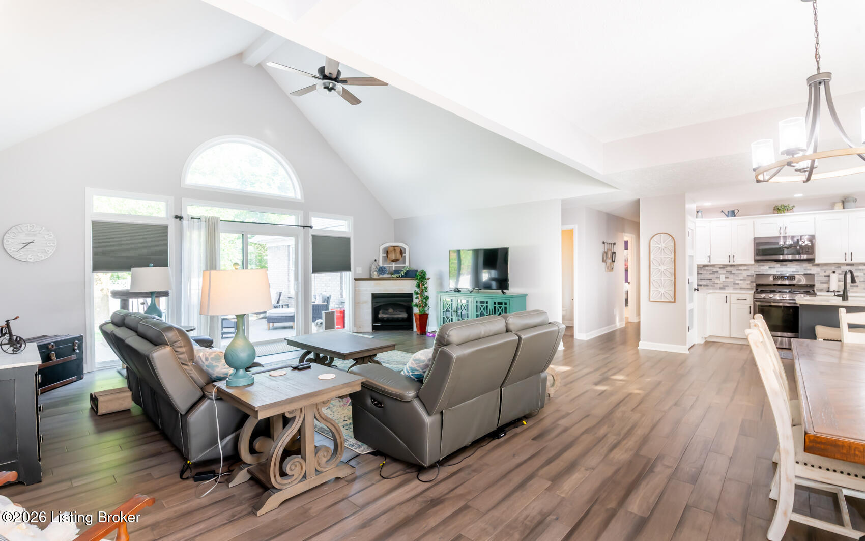 208 Blackberry Cir