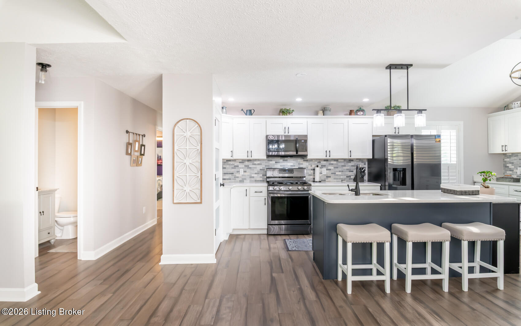 208 Blackberry Cir