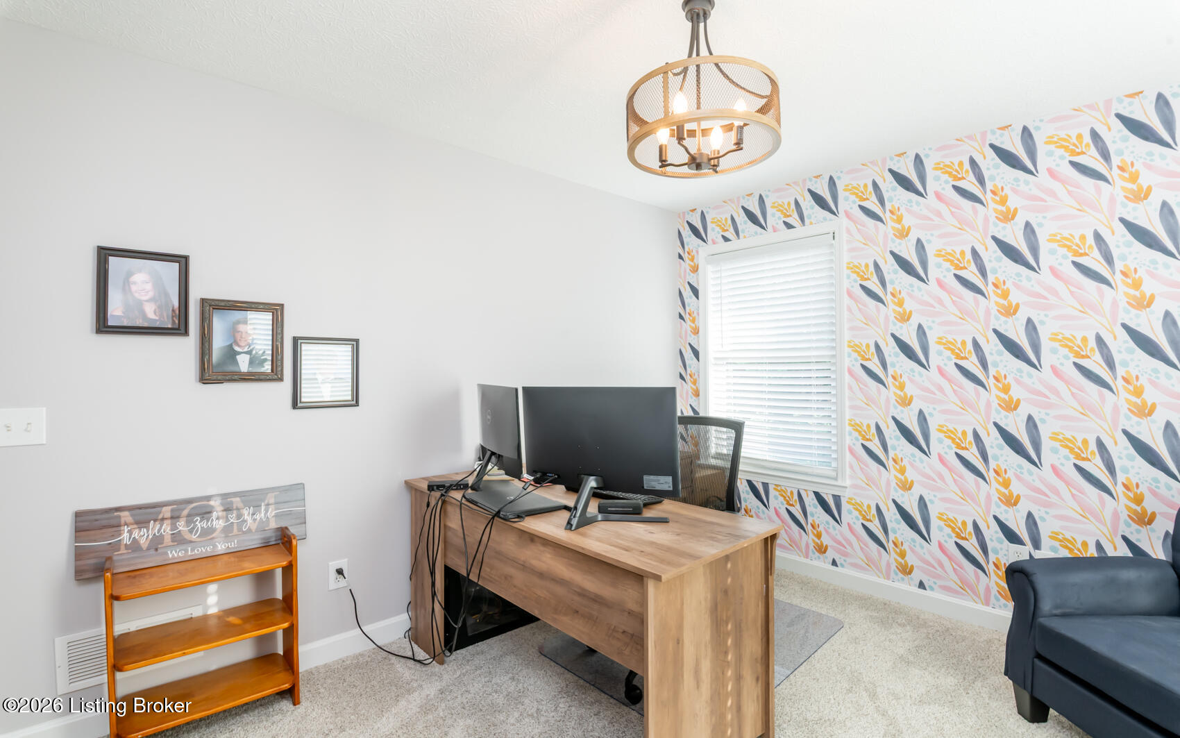 208 Blackberry Cir