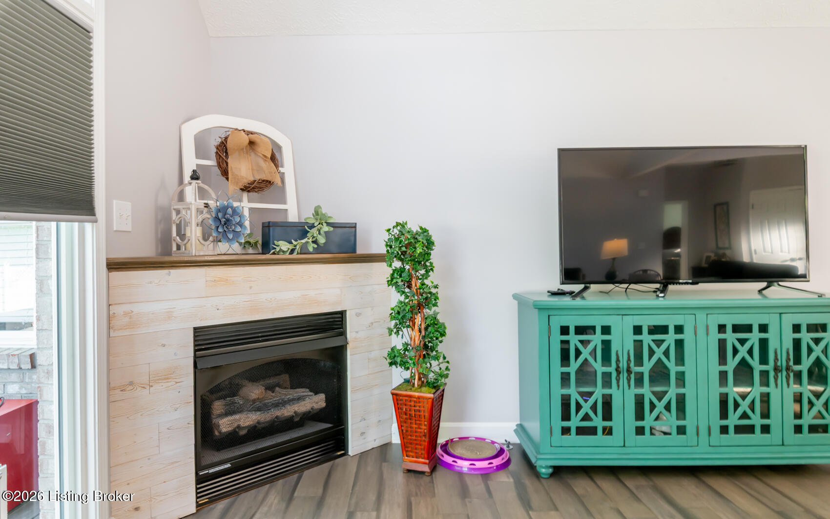 208 Blackberry Cir